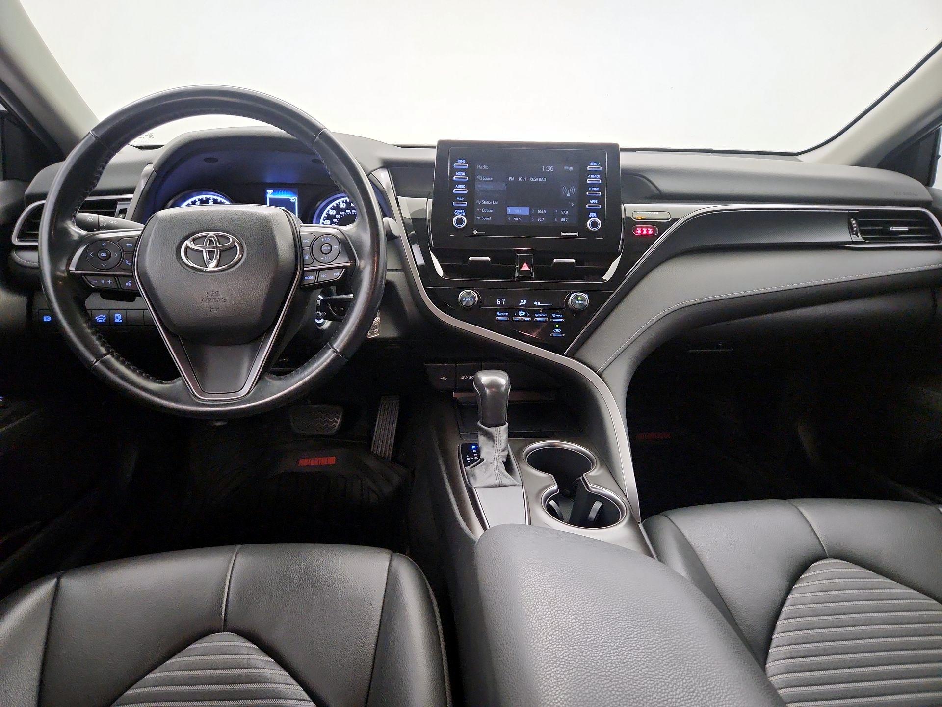 Thumbnail: 2021 Toyota Camry - 9
