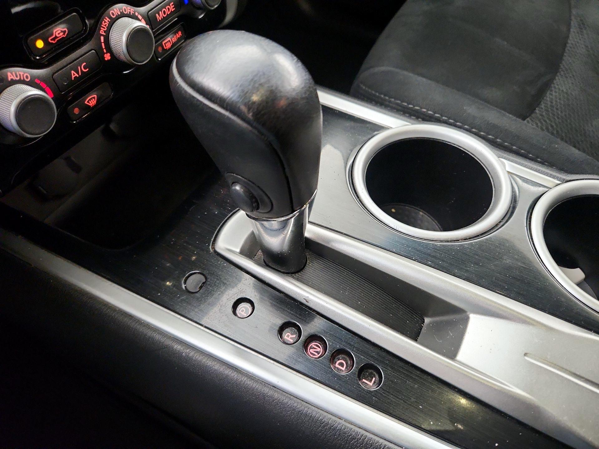 Thumbnail: 2014 Nissan Pathfinder - 15