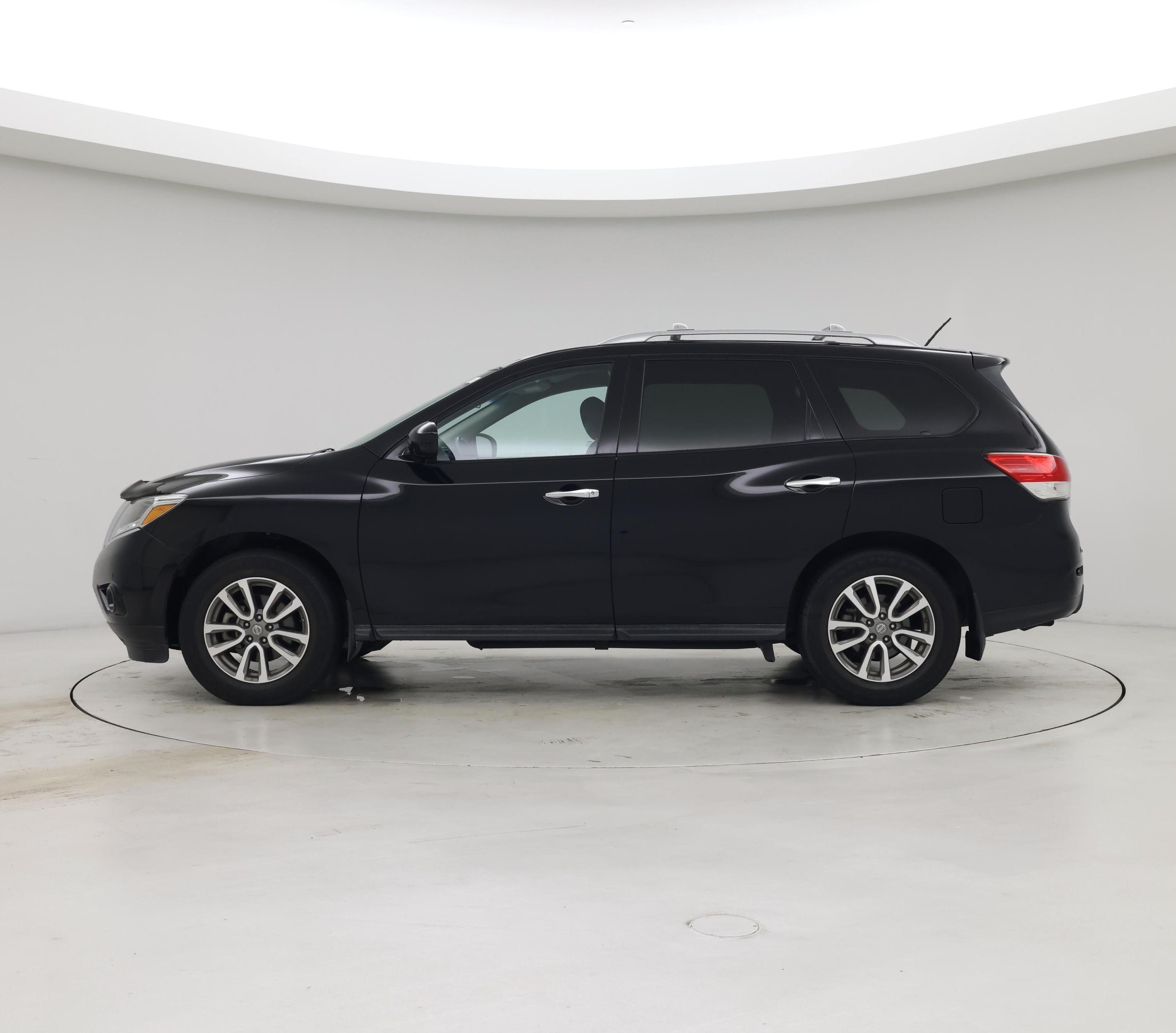 Thumbnail: 2014 Nissan Pathfinder - 3