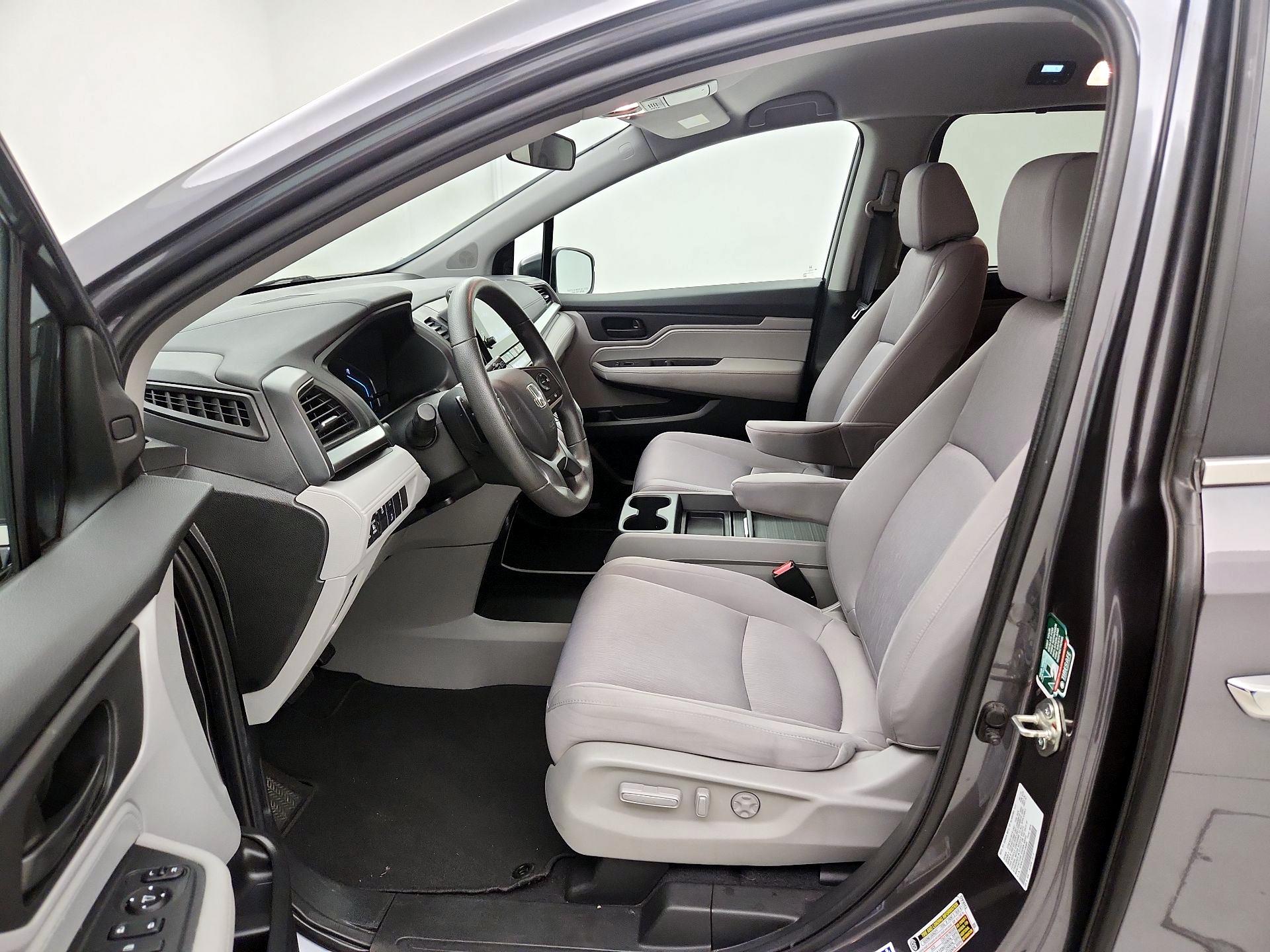 Thumbnail: 2019 Honda Odyssey - 11