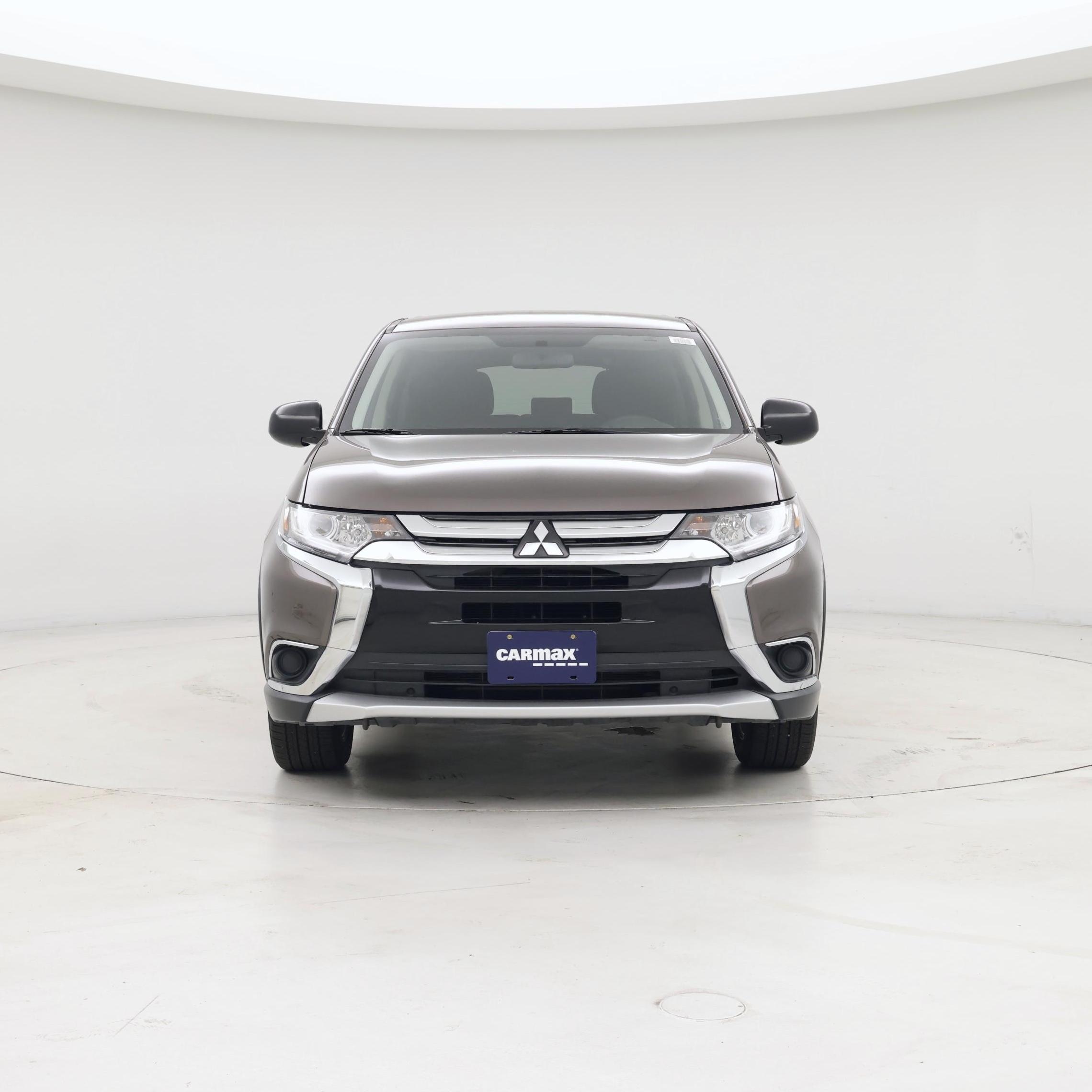 Thumbnail: 2017 Mitsubishi Outlander - 5