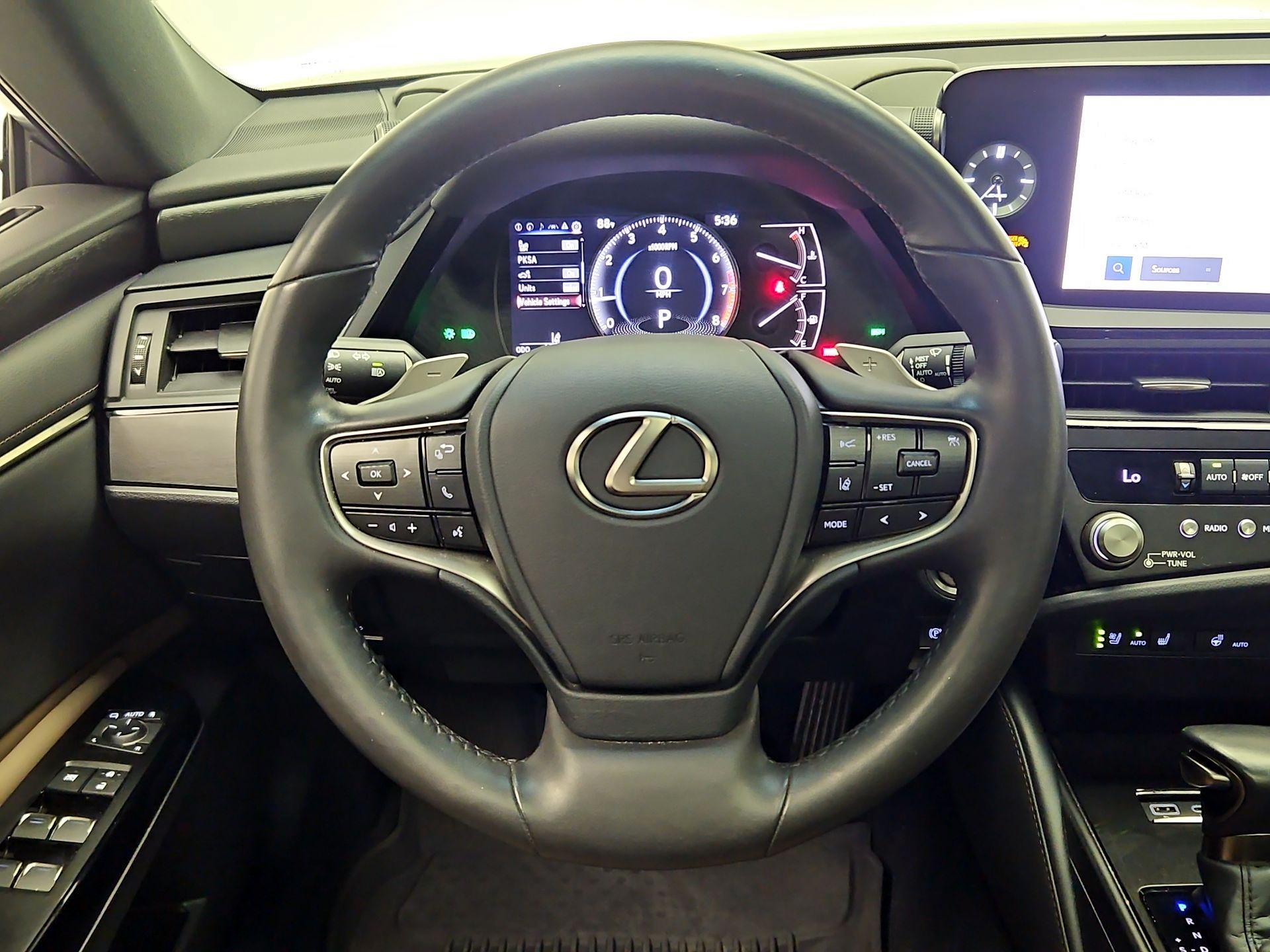 Thumbnail: 2023 Lexus ES - 10