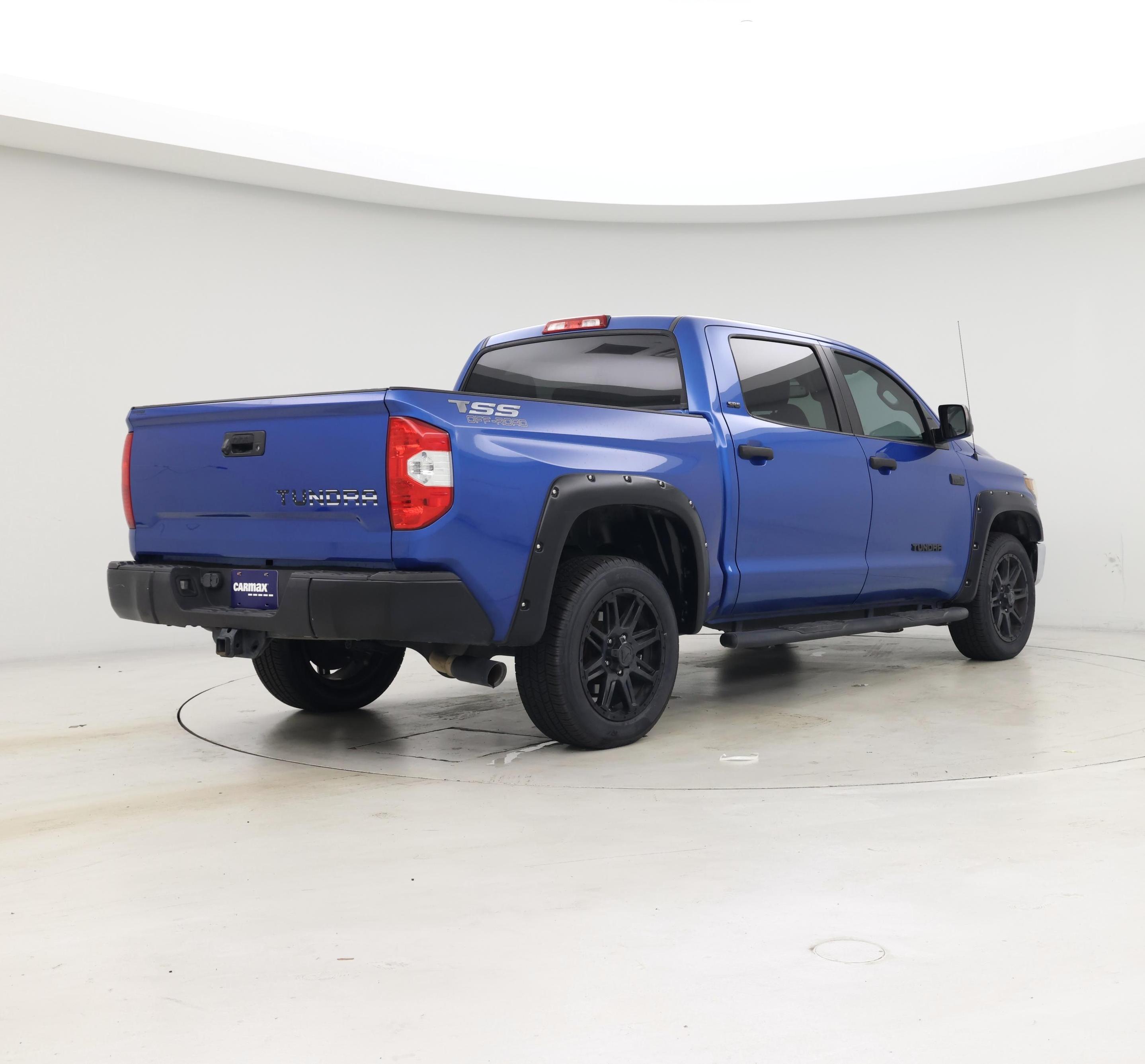 Thumbnail: 2018 Toyota Tundra - 8
