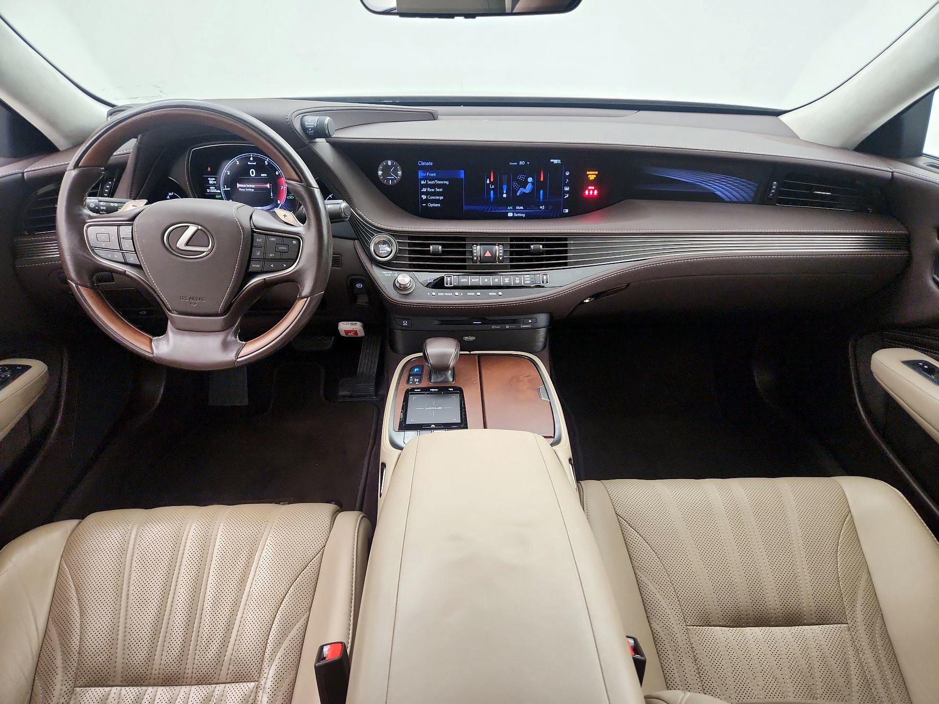 Thumbnail: 2019 Lexus LS - 9