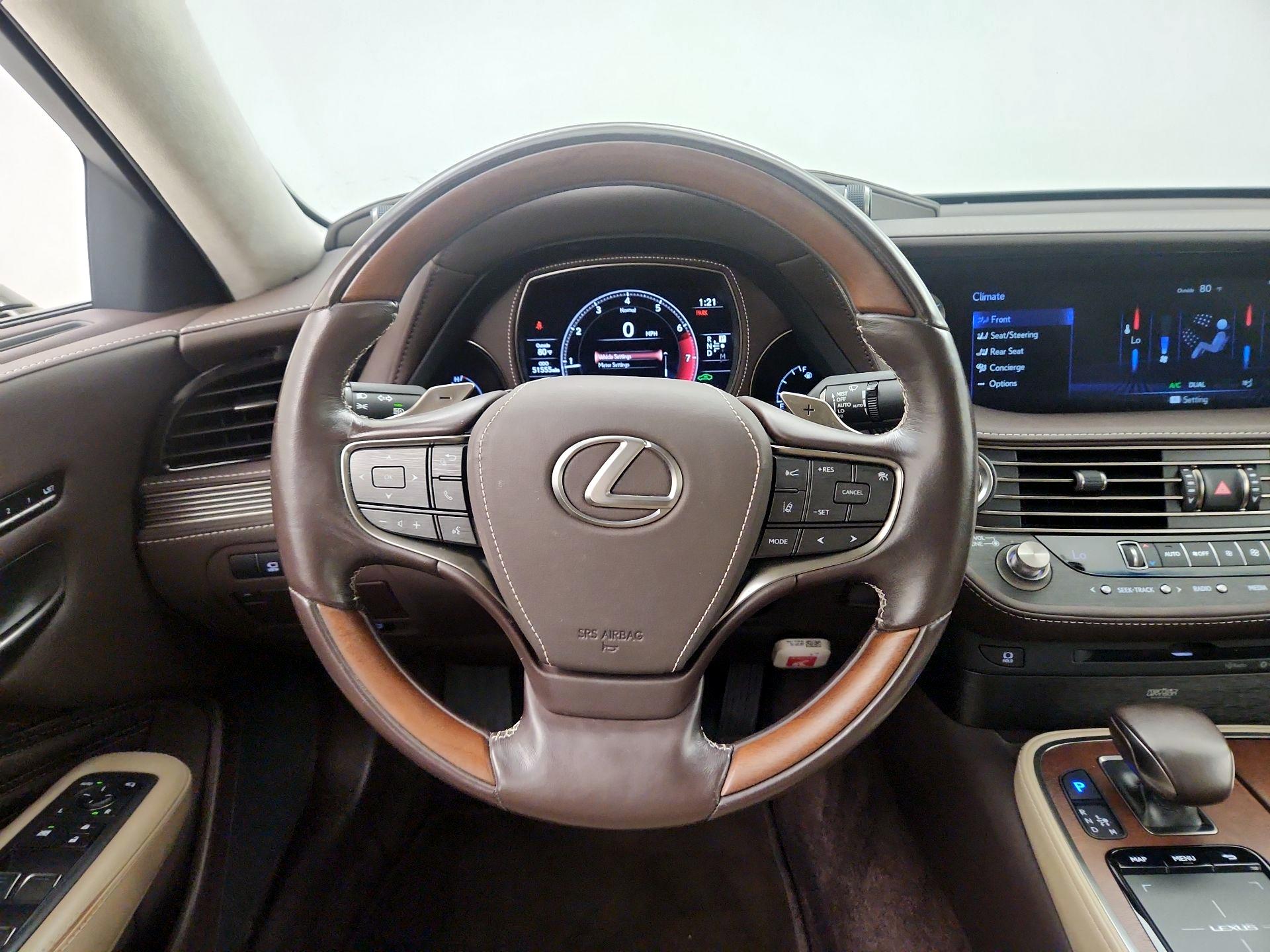 Thumbnail: 2019 Lexus LS - 10