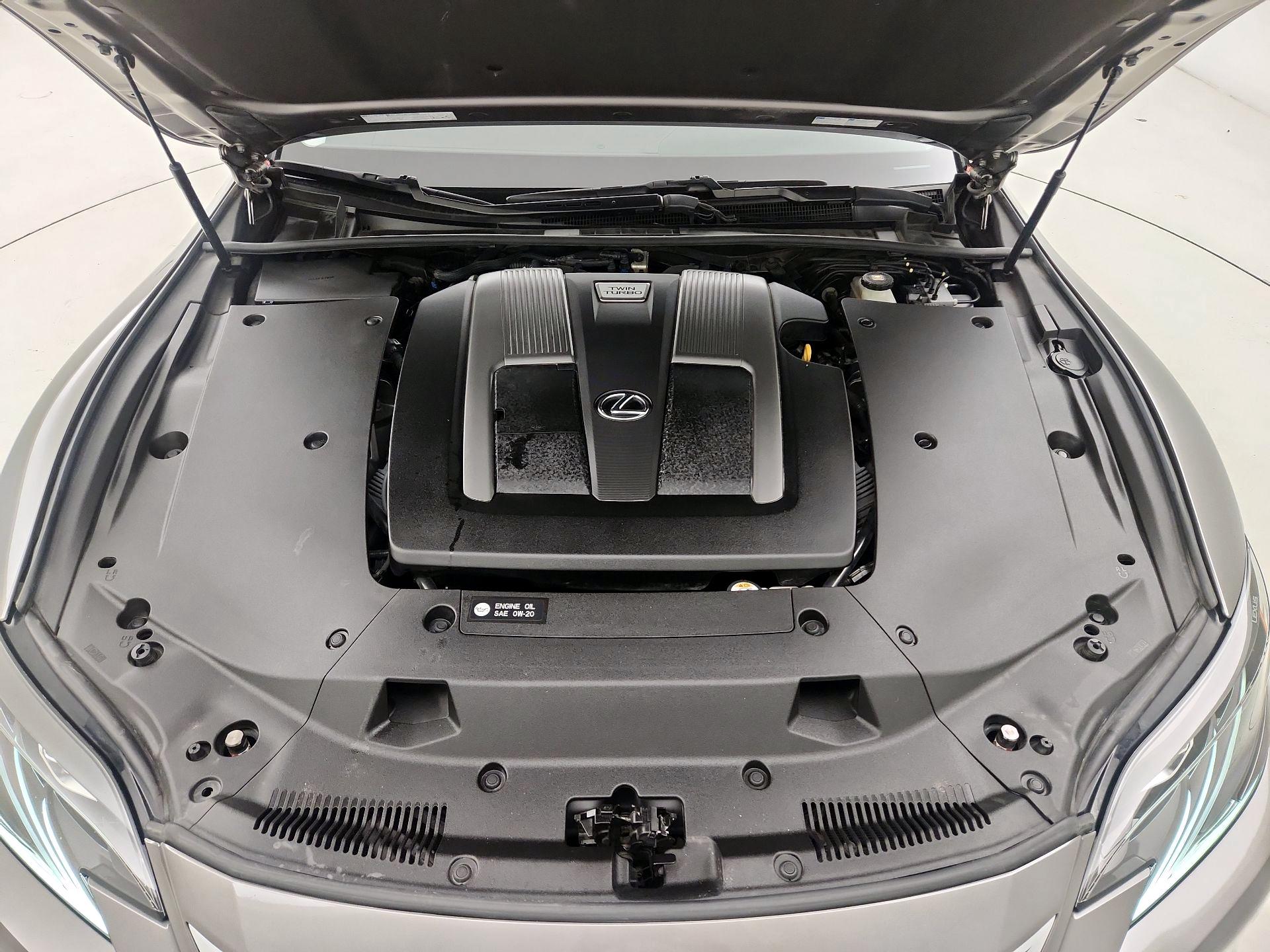 Thumbnail: 2019 Lexus LS - 17