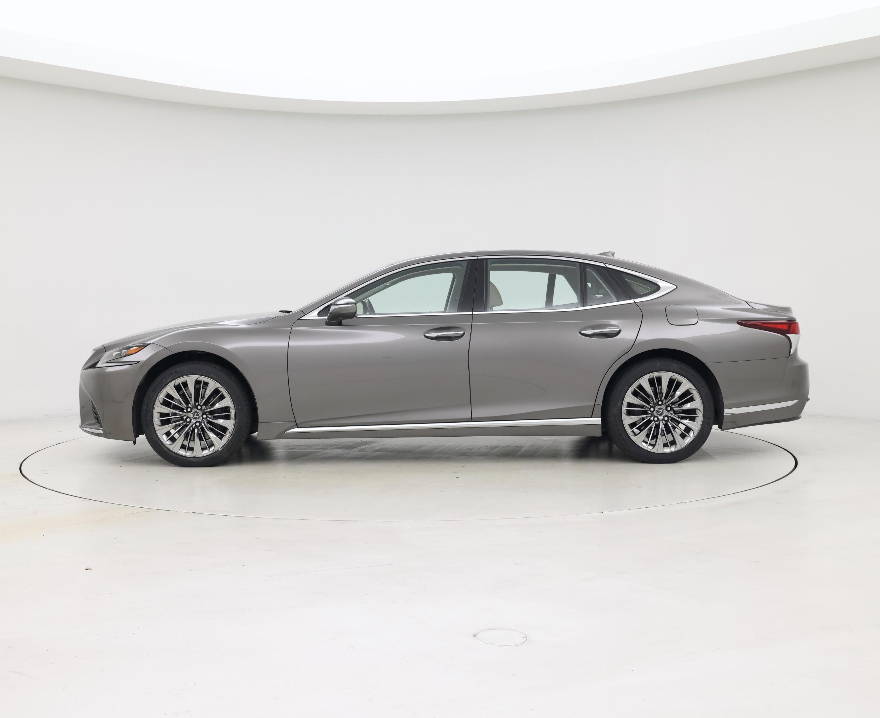 Thumbnail: 2019 Lexus LS - 3