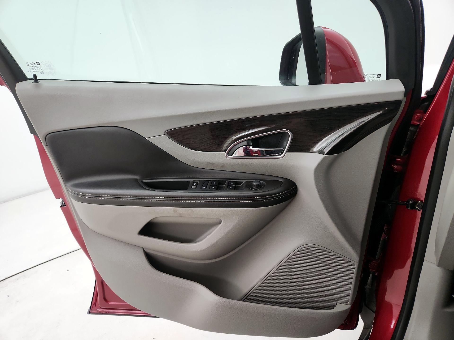 Thumbnail: 2015 Buick Encore - 12