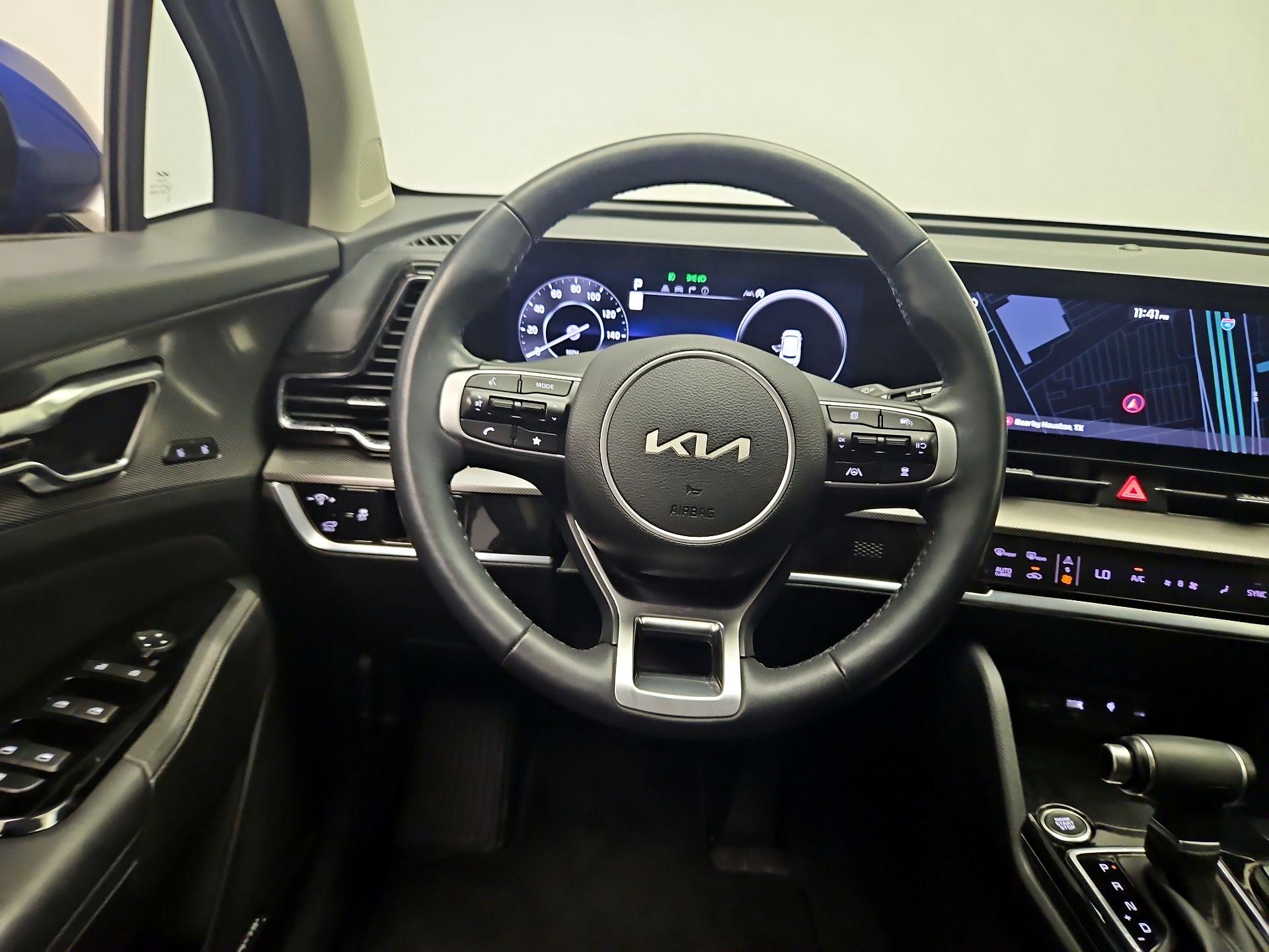 Thumbnail: 2023 Kia Sportage - 10