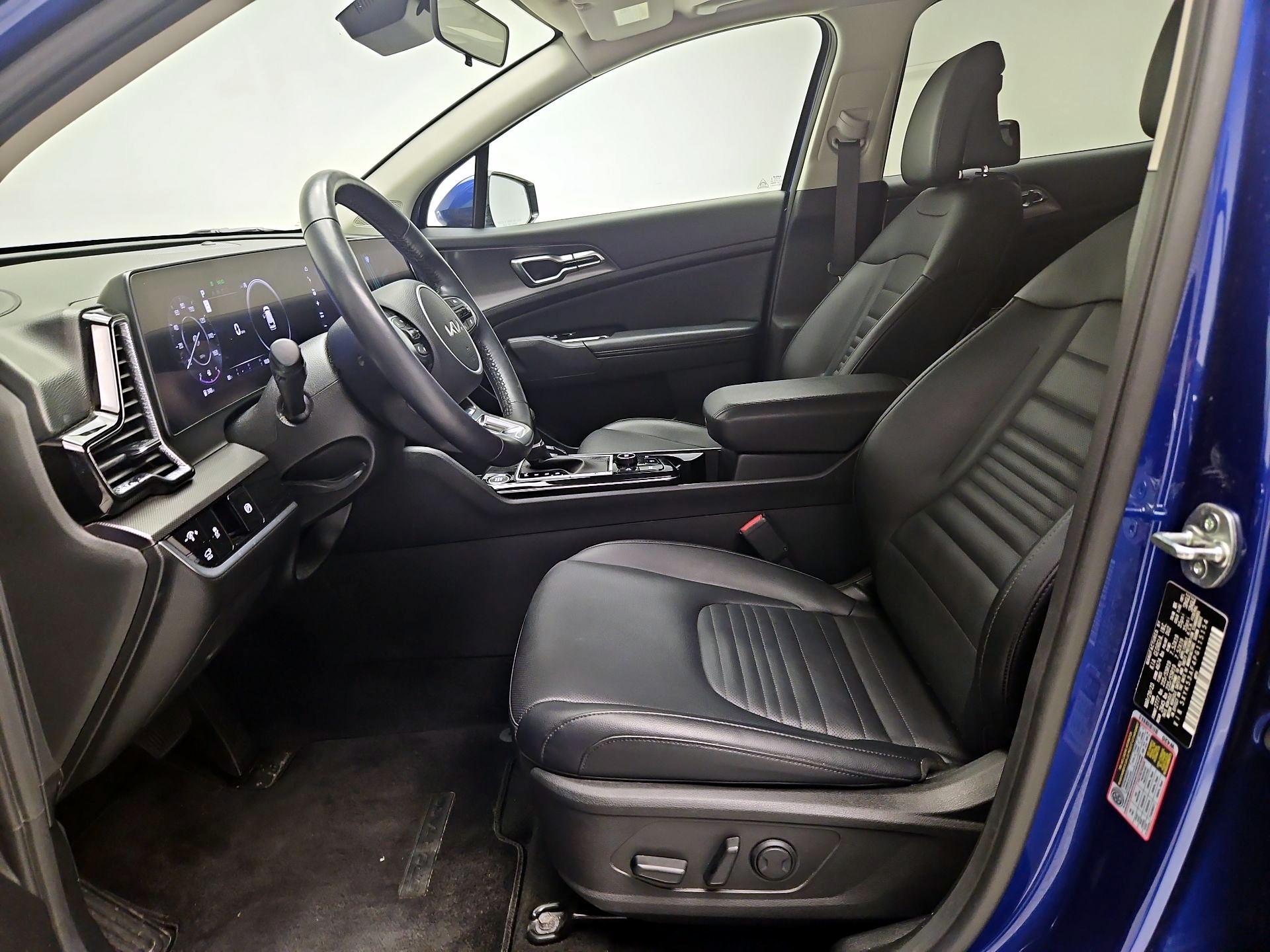 Thumbnail: 2023 Kia Sportage - 11