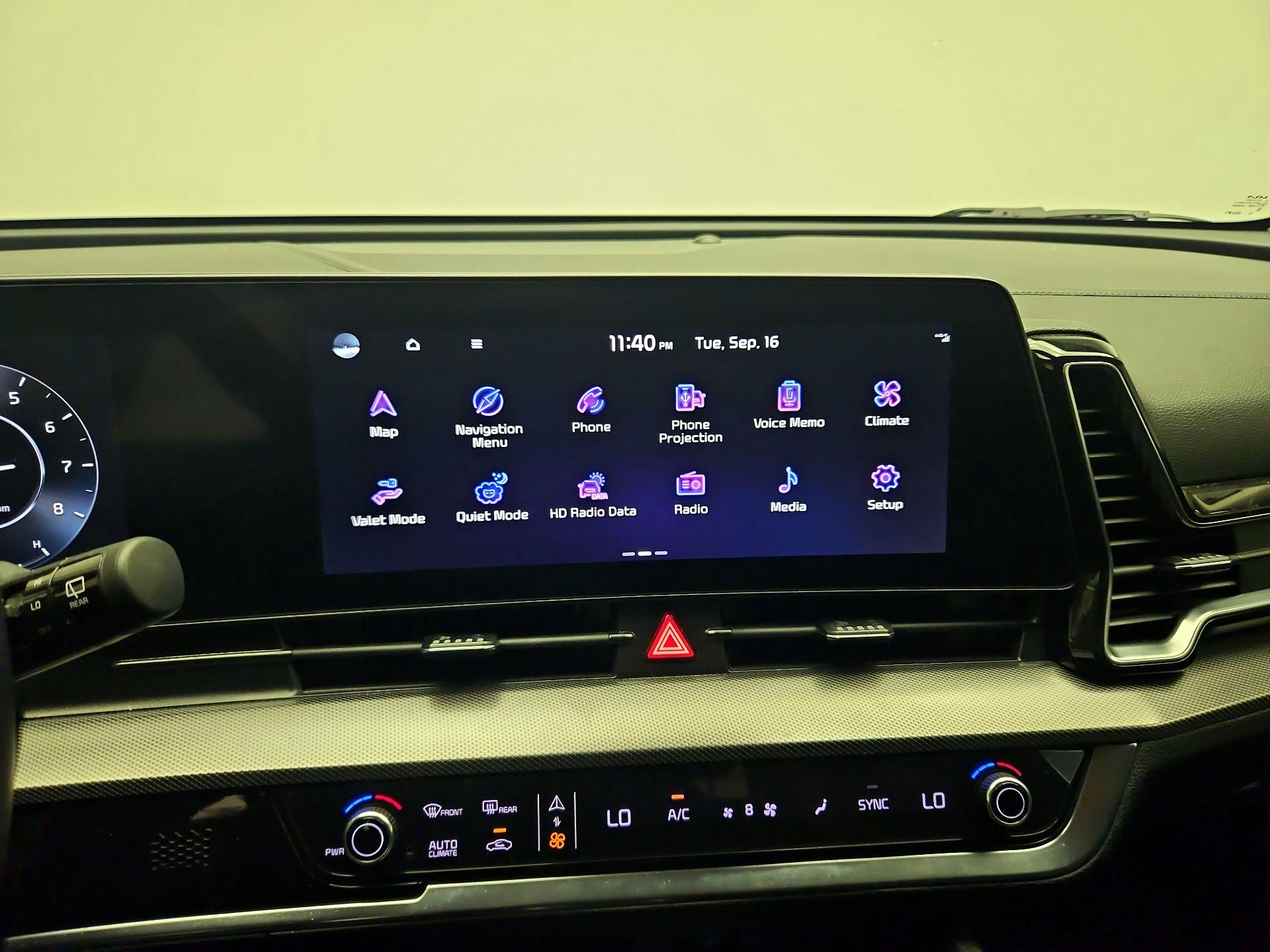 Thumbnail: 2023 Kia Sportage - 15