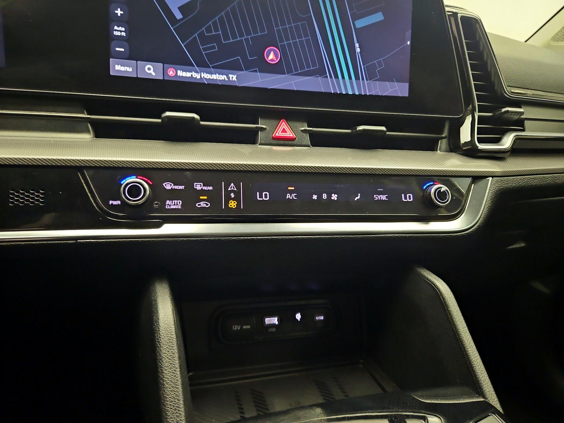 Thumbnail: 2023 Kia Sportage - 16