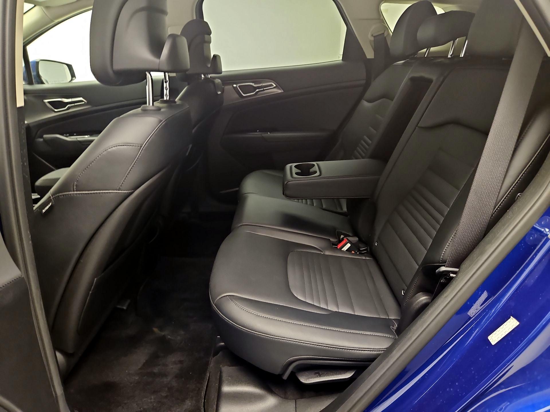 Thumbnail: 2023 Kia Sportage - 18