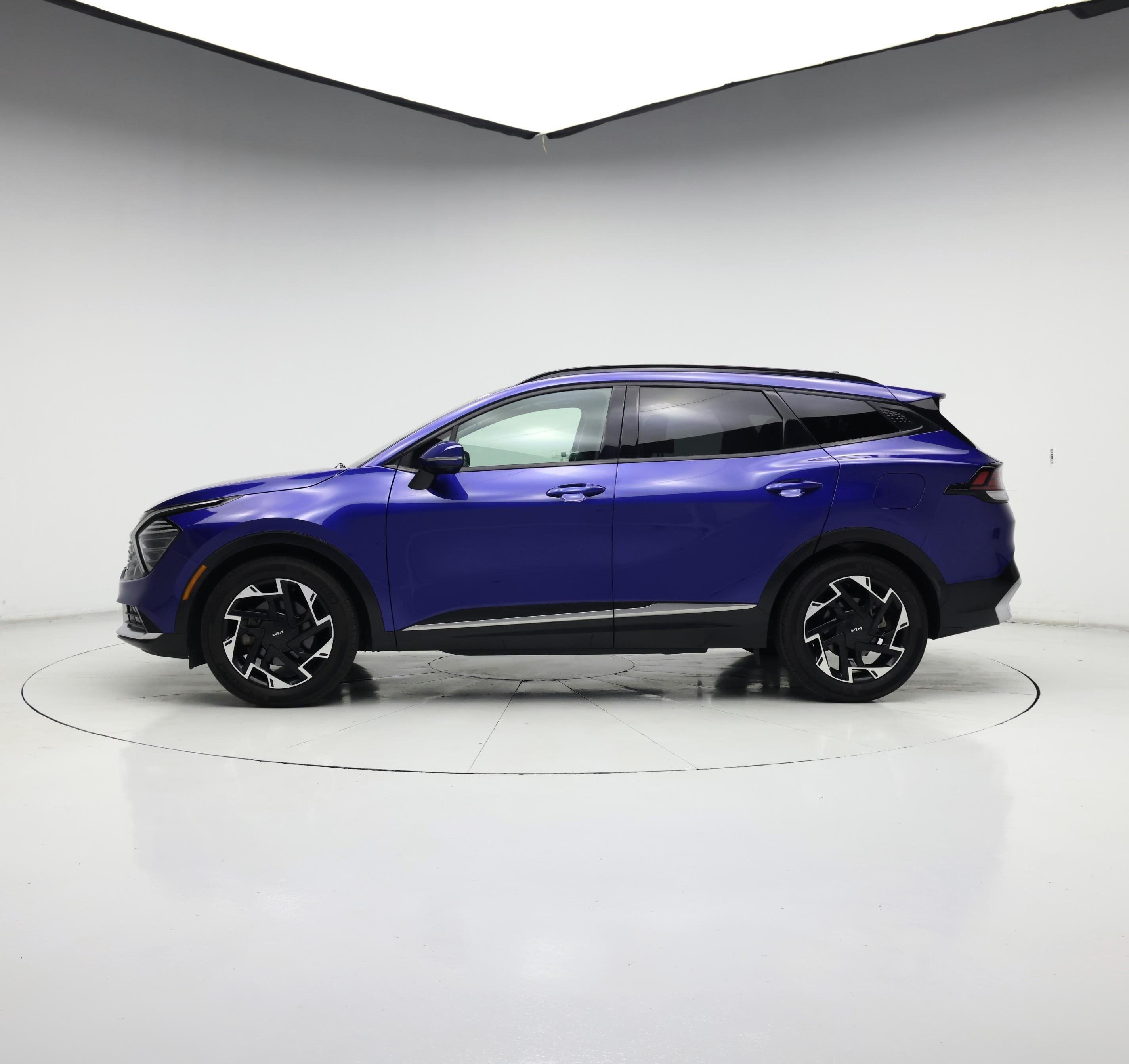 Thumbnail: 2023 Kia Sportage - 3