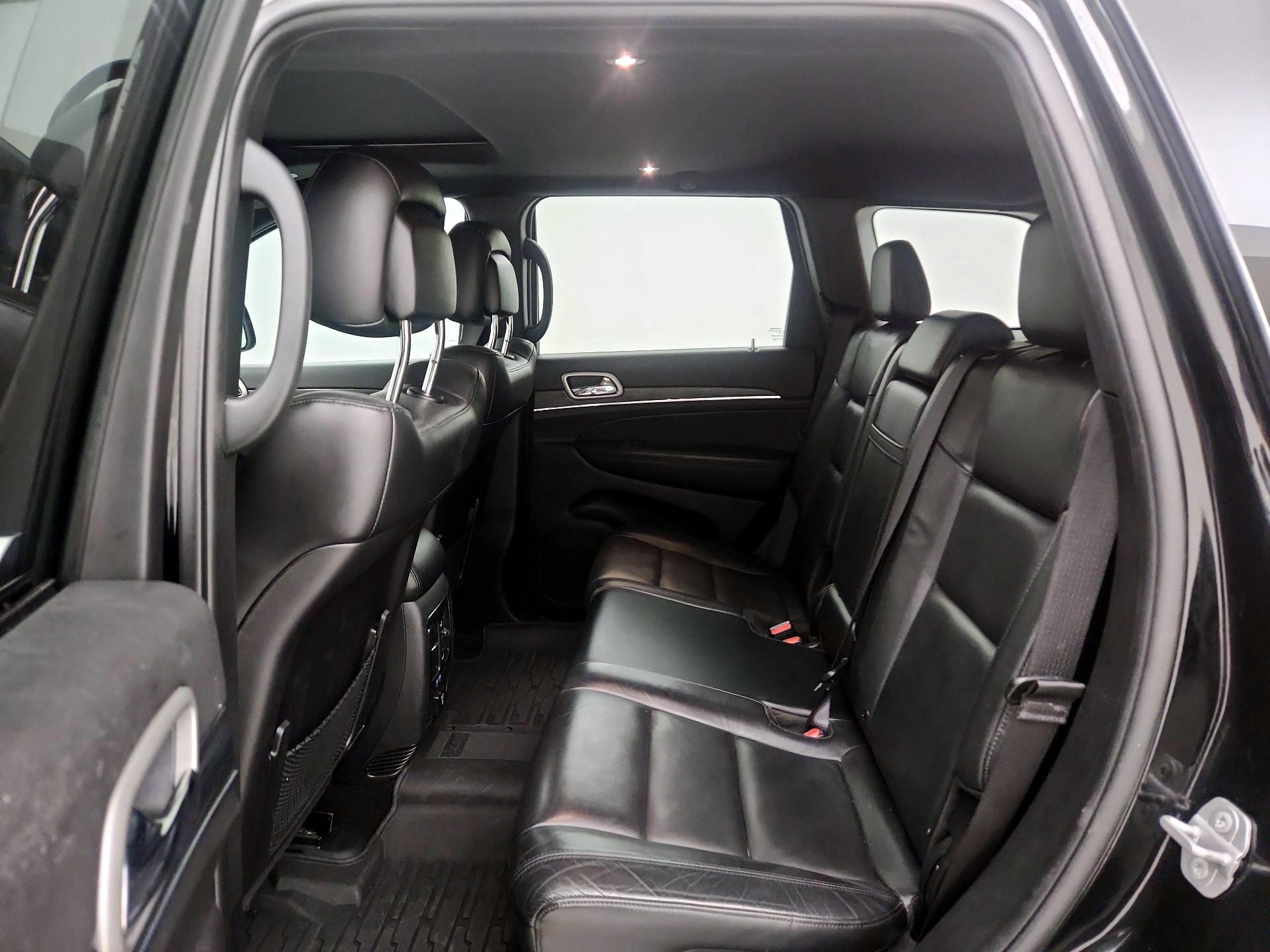 Thumbnail: 2021 Jeep Grand Cherokee - 18