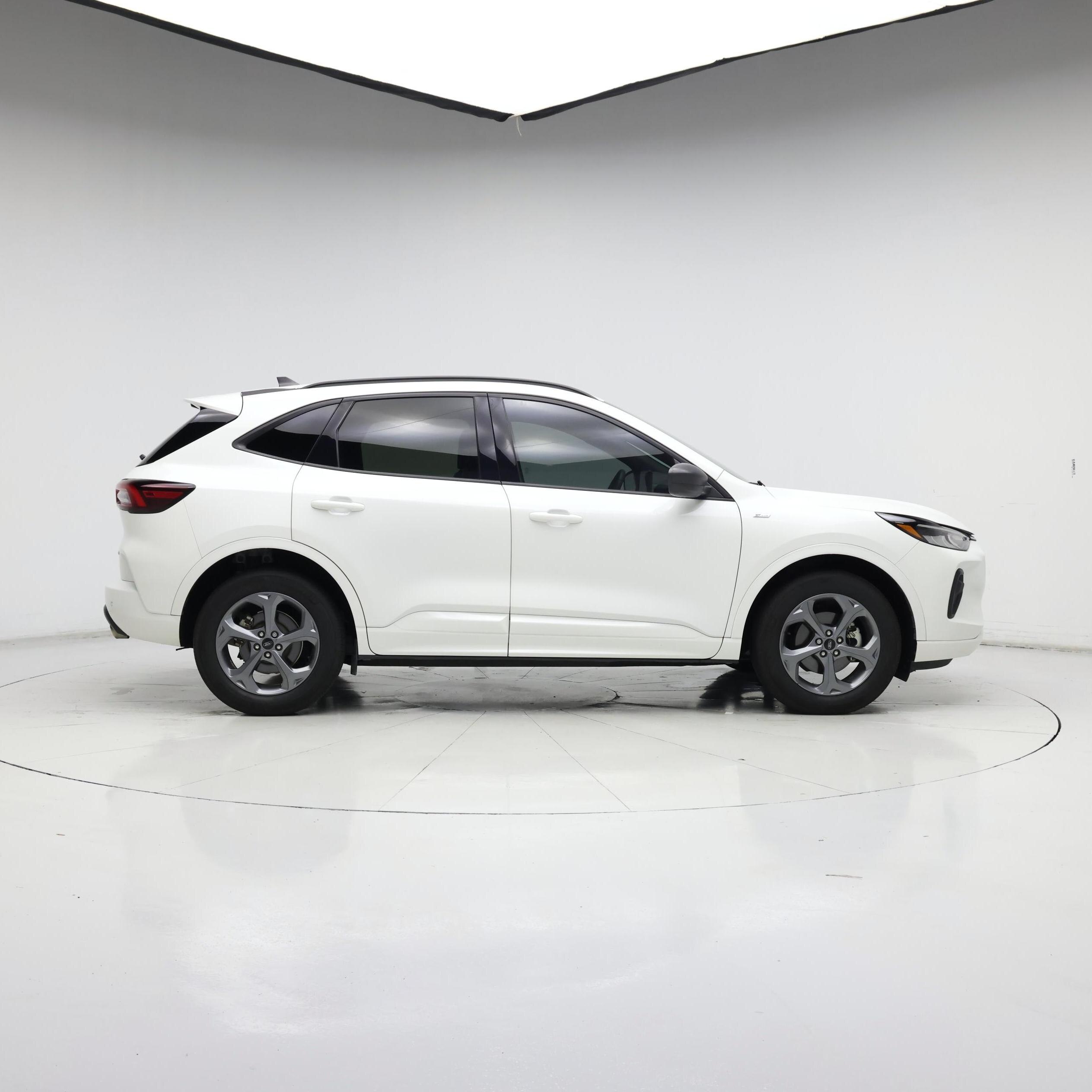 Thumbnail: 2023 Ford Escape - 7