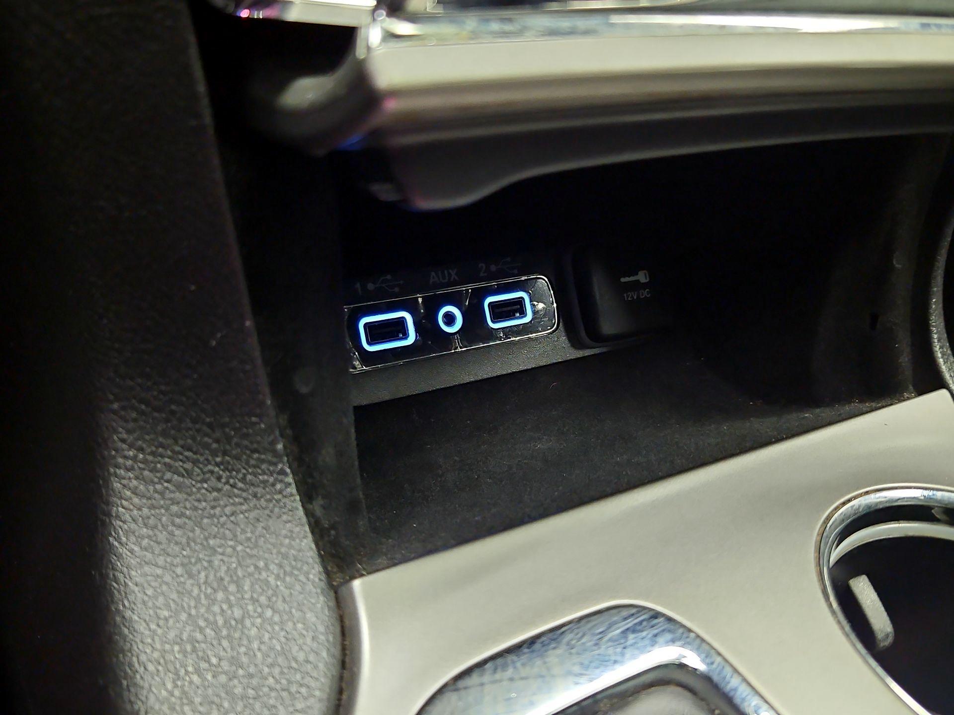 Thumbnail: 2020 Jeep Grand Cherokee - 19