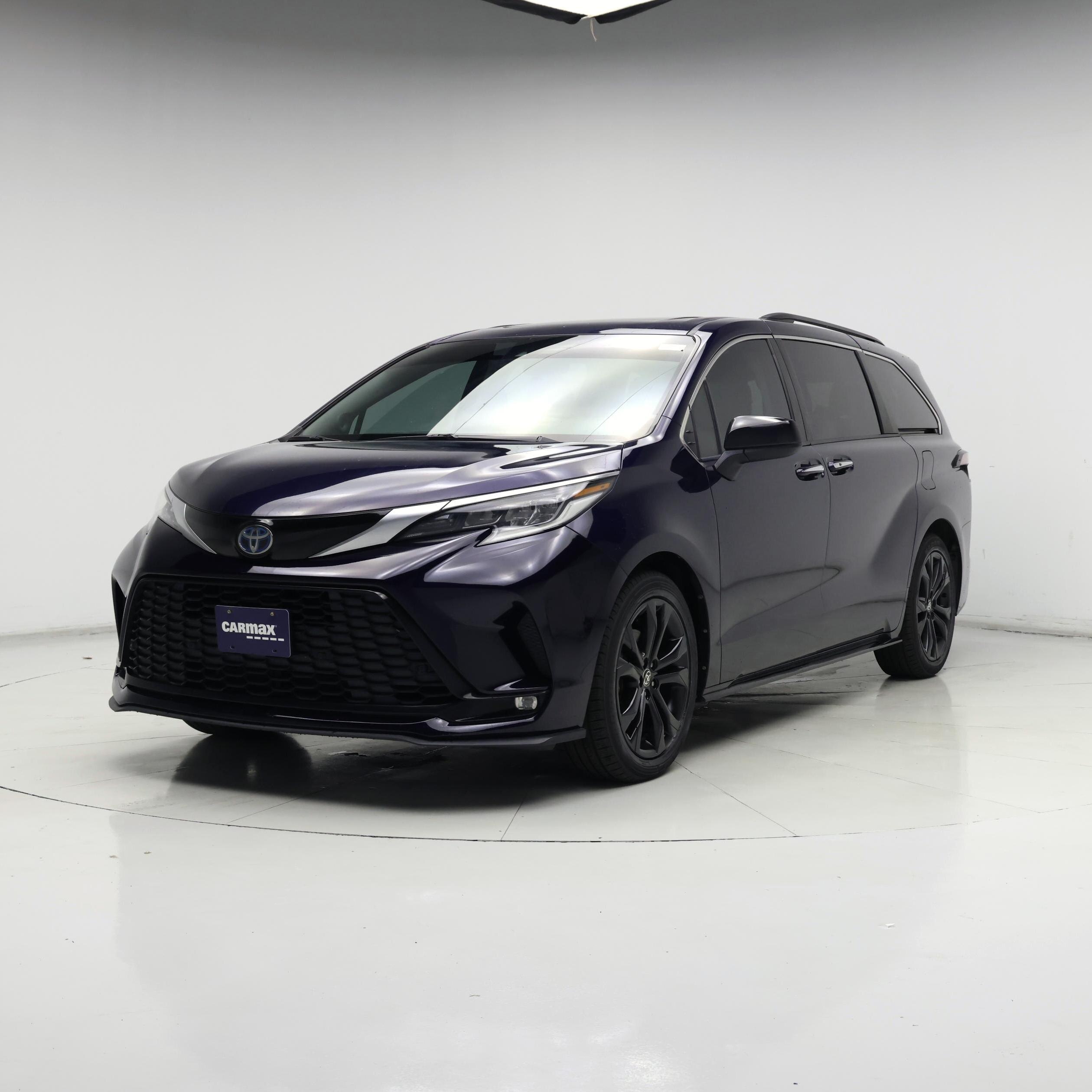 Thumbnail: 2022 Toyota Sienna - 4