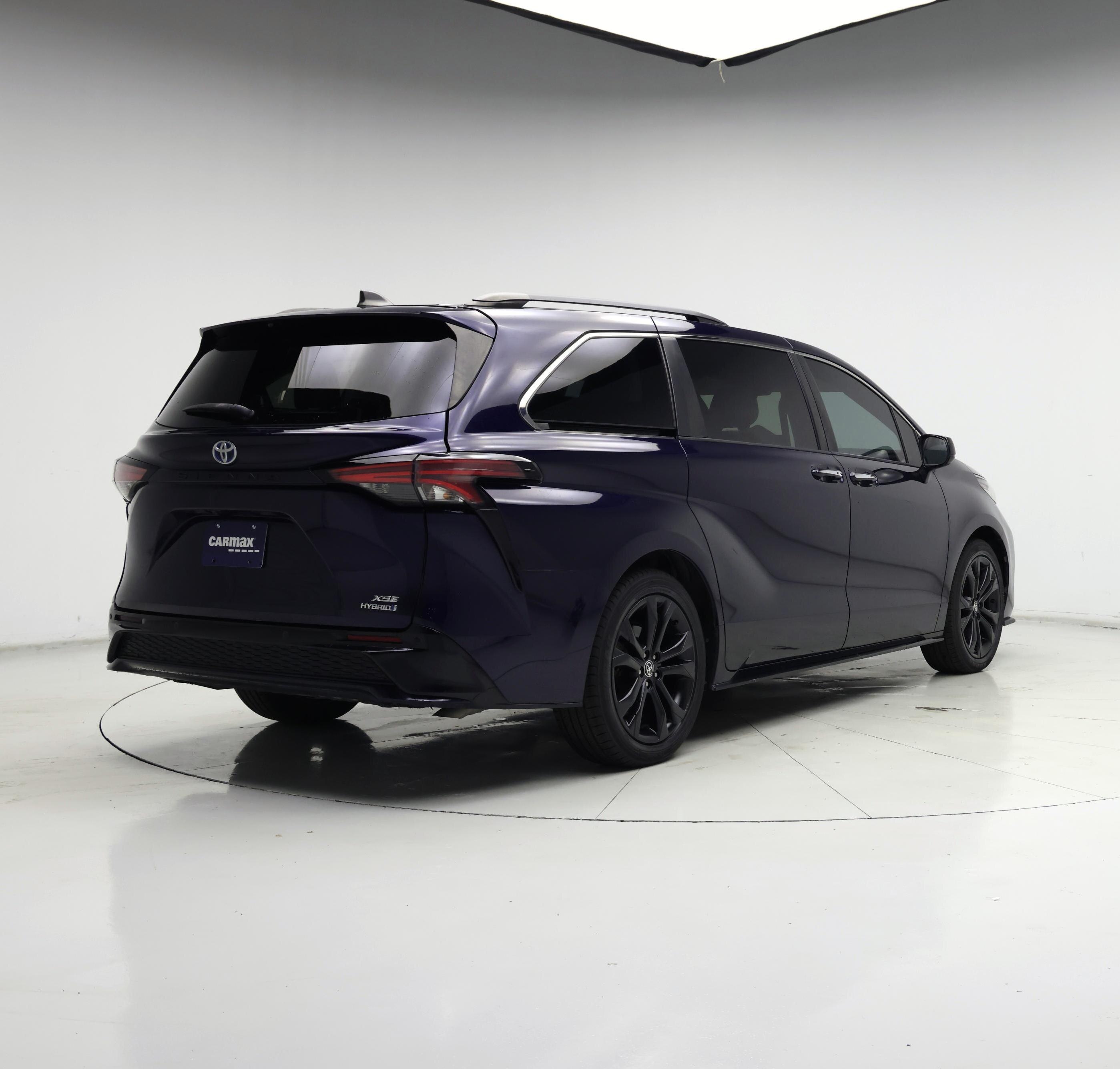 Thumbnail: 2022 Toyota Sienna - 8