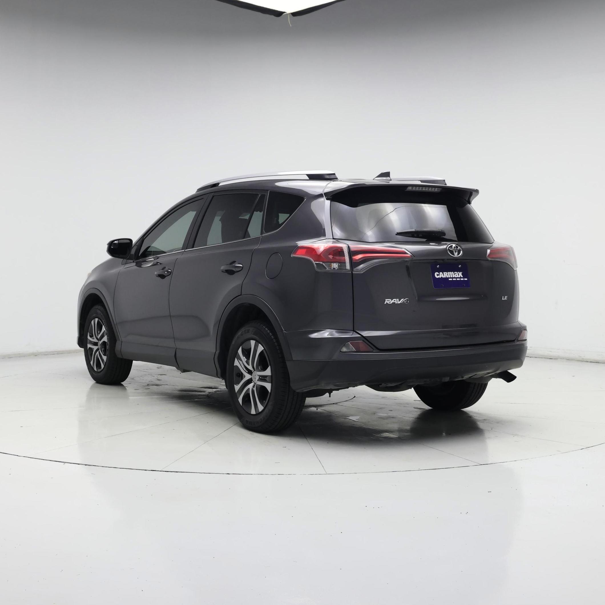 Thumbnail: 2017 Toyota RAV4 - 2