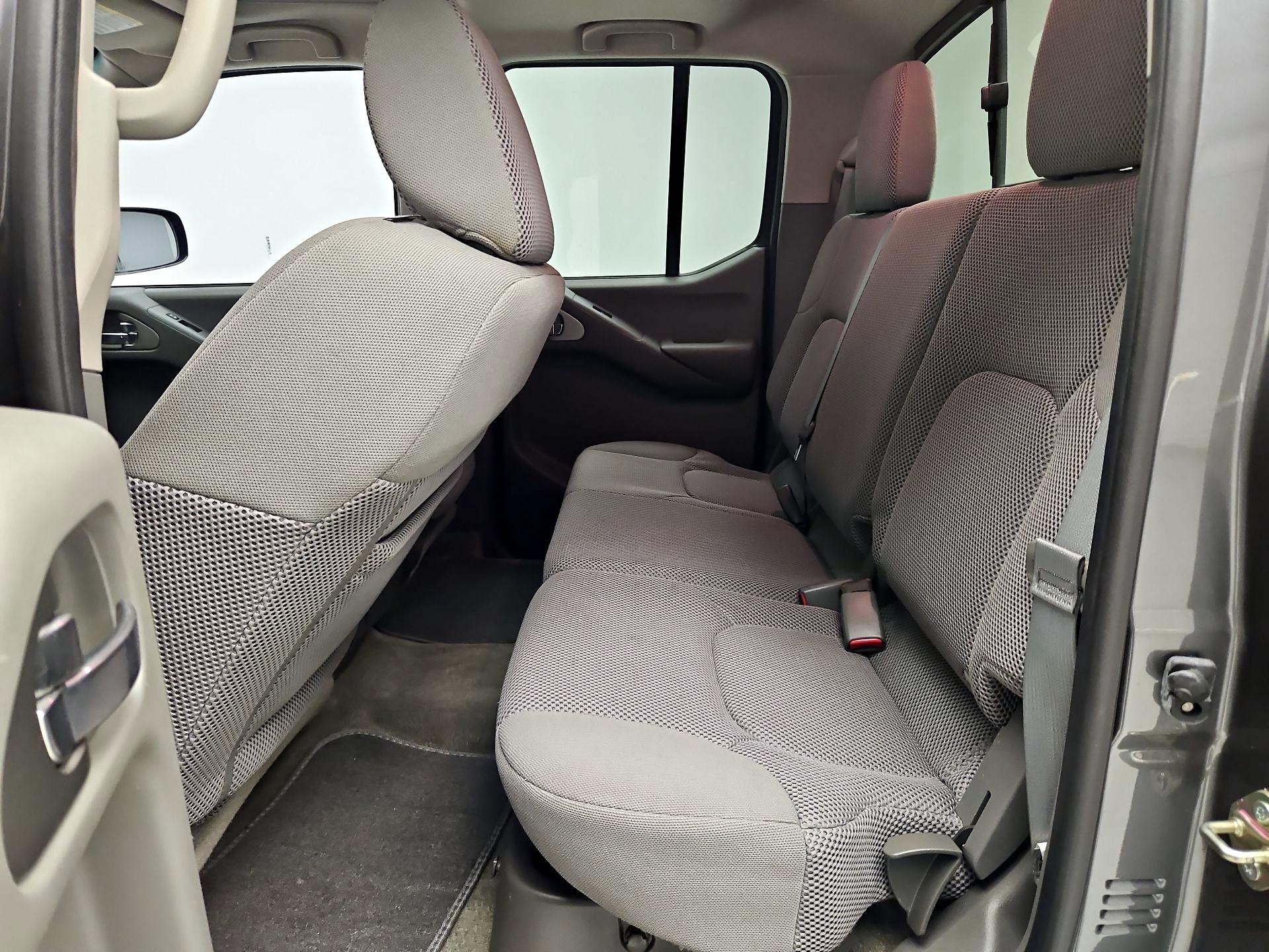 Thumbnail: 2017 Nissan Frontier - 17