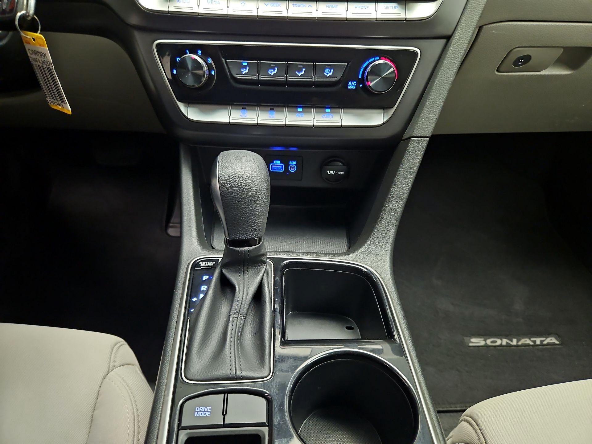 Thumbnail: 2018 Hyundai Sonata - 16
