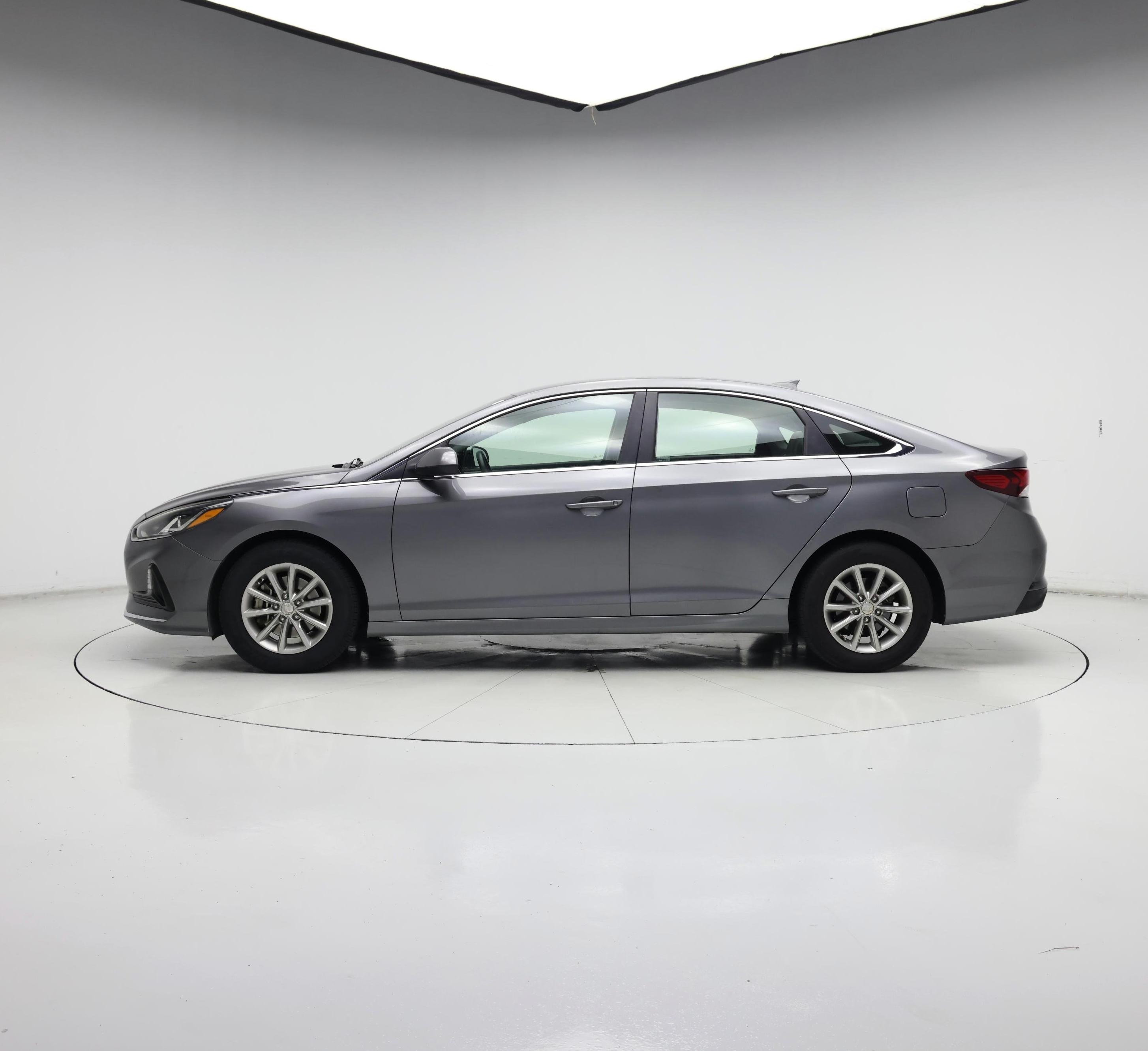 Thumbnail: 2018 Hyundai Sonata - 3