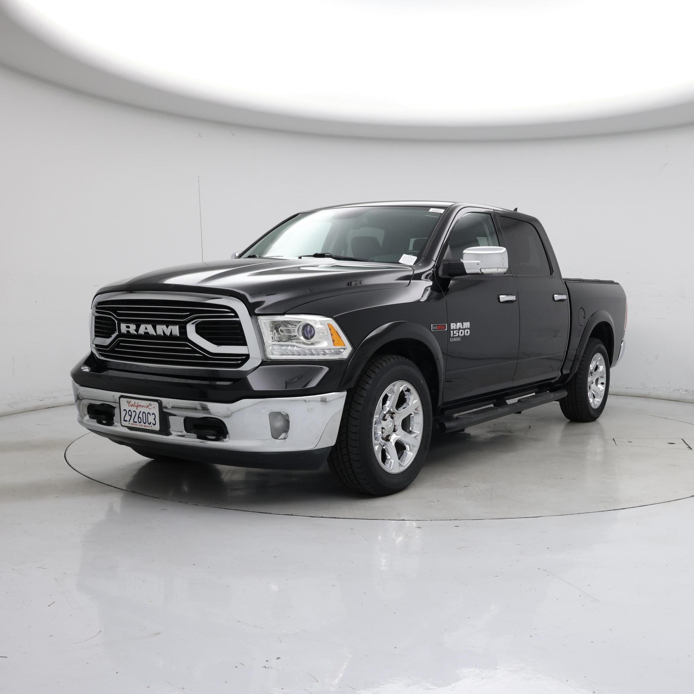 Thumbnail: 2019 RAM 1500 Classic - 4