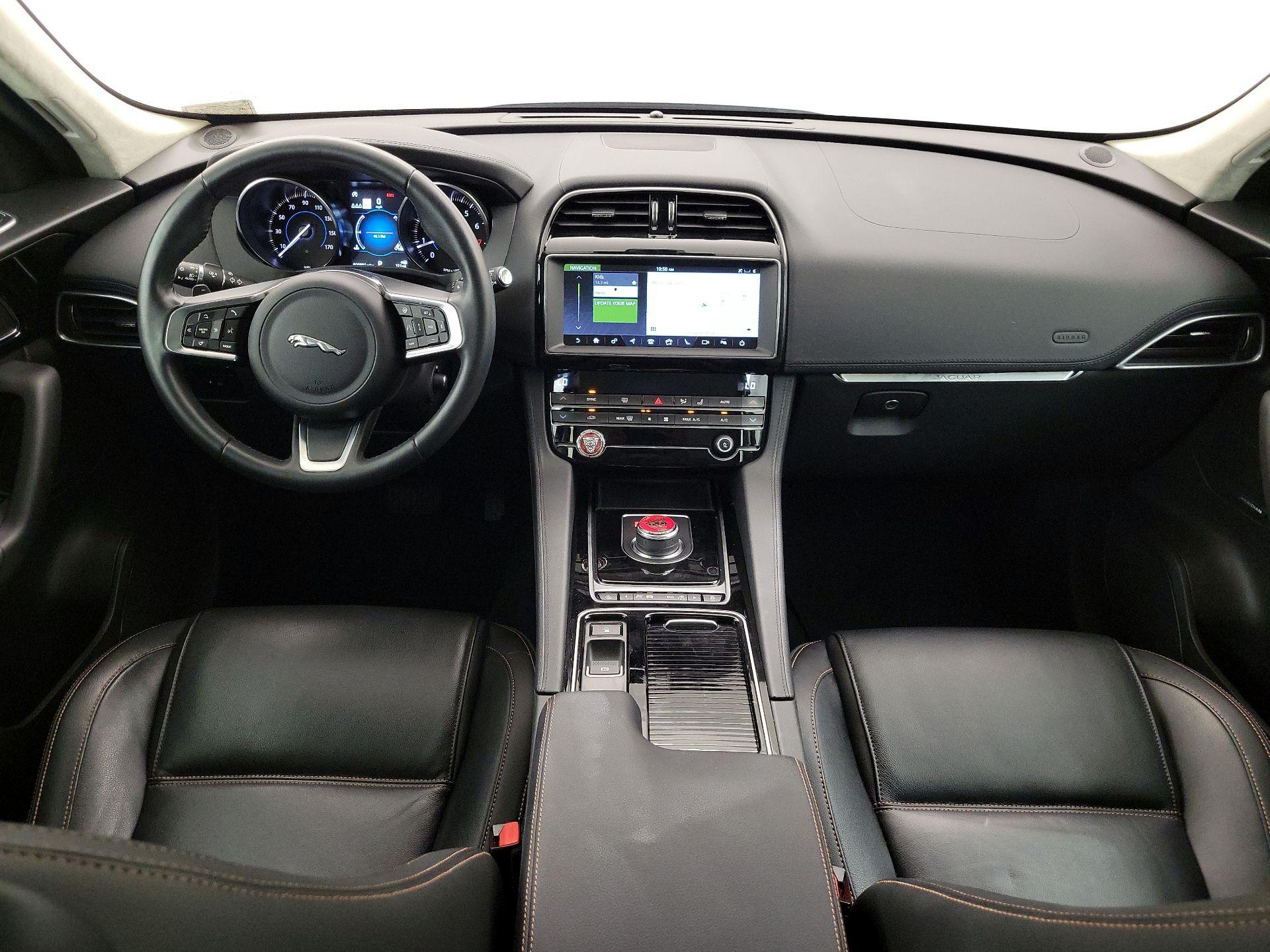 Thumbnail: 2020 Jaguar F-Pace - 9