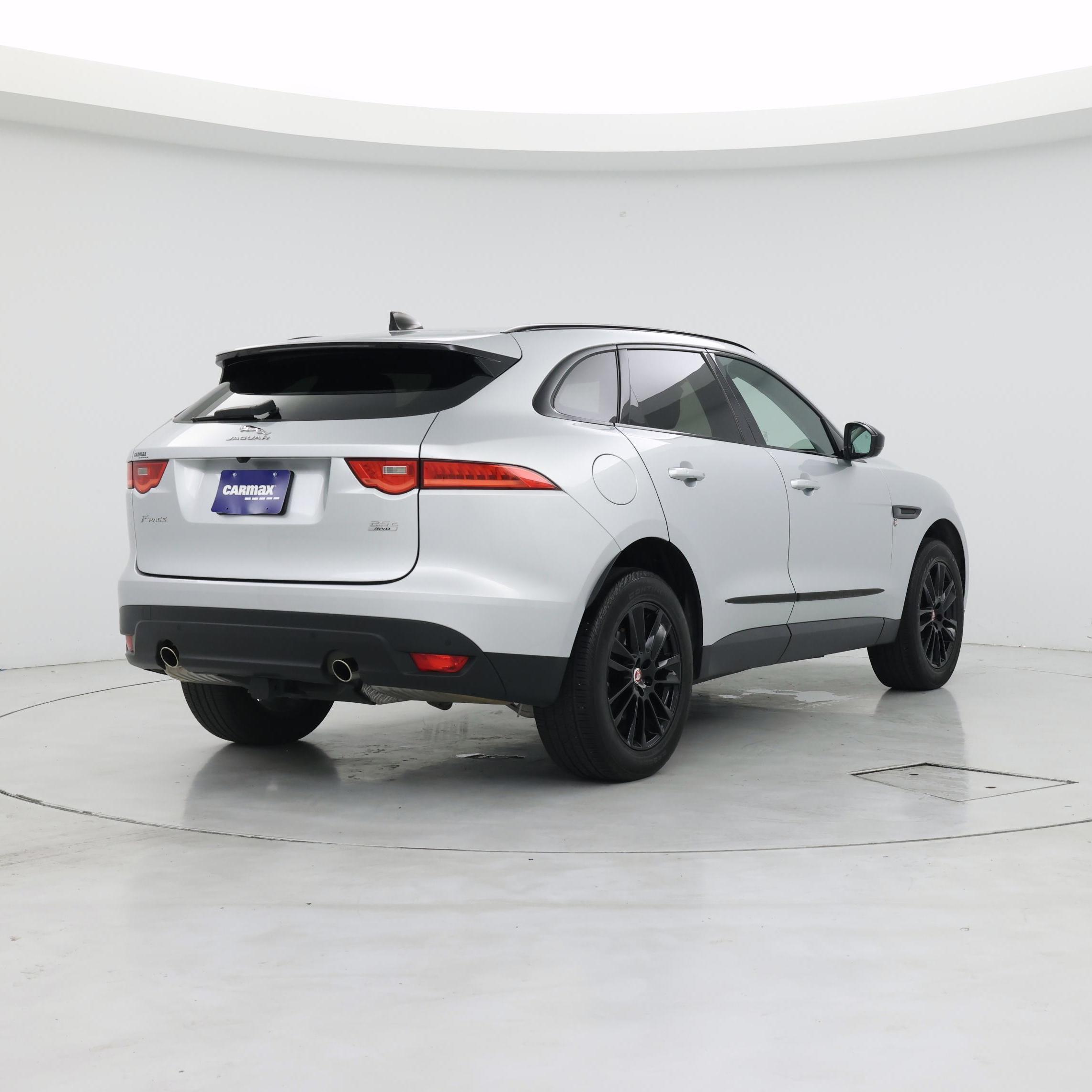 Thumbnail: 2020 Jaguar F-Pace - 8