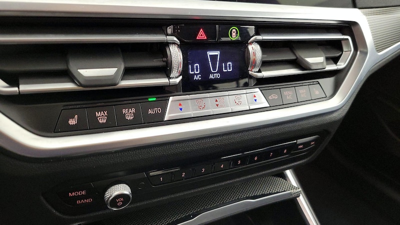 2022 BMW 3 Series 330i xDrive 17
