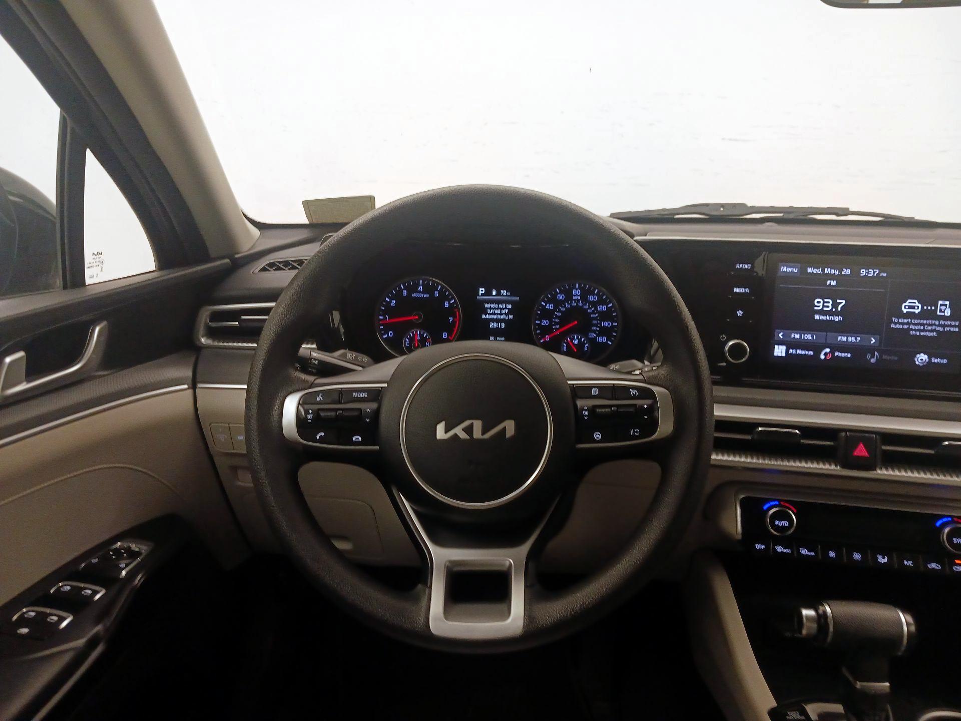 Thumbnail: 2022 Kia K5 - 10