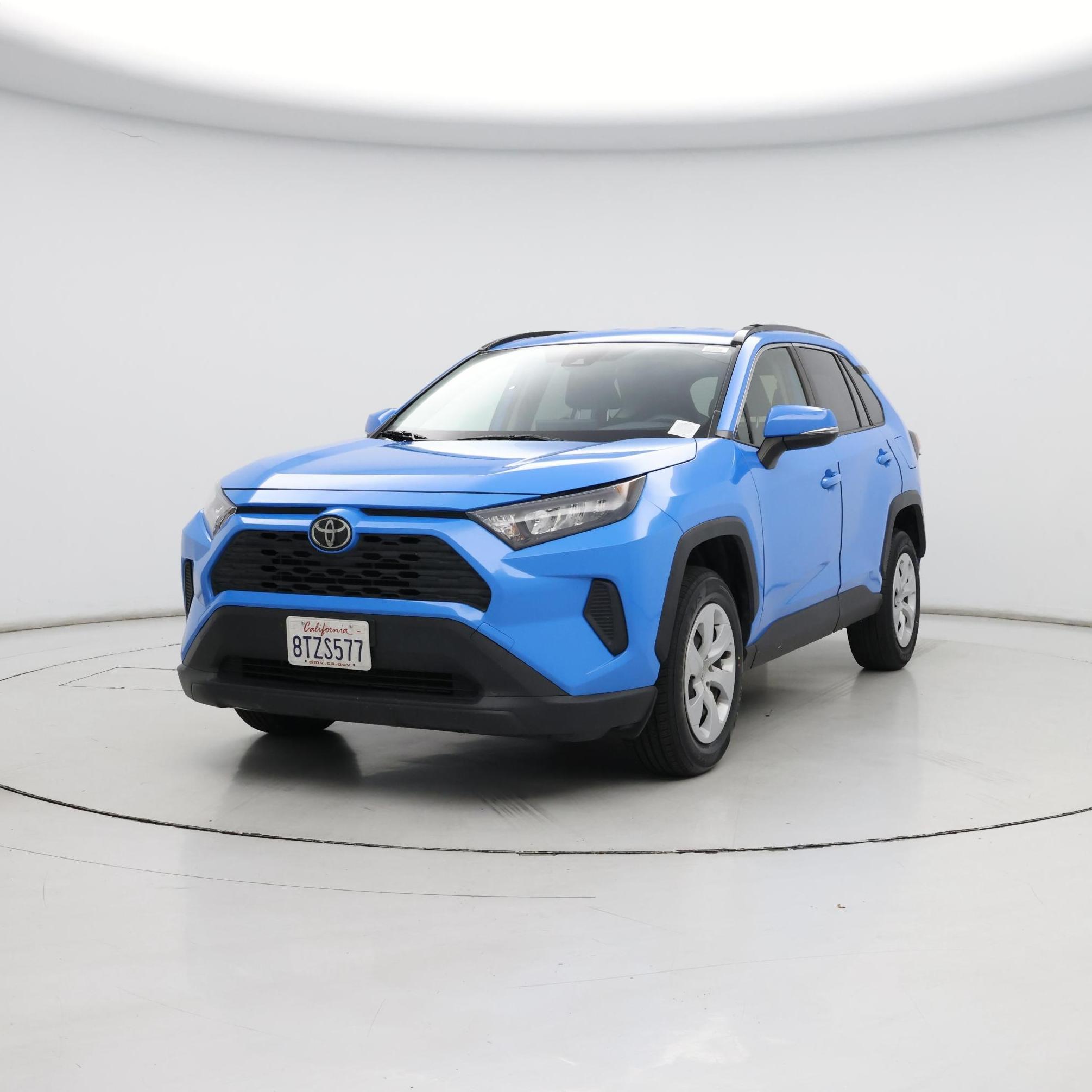 Thumbnail: 2021 Toyota RAV4 - 4