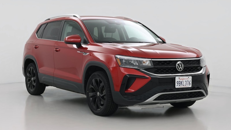 2022 Volkswagen Taos SE Hero Image