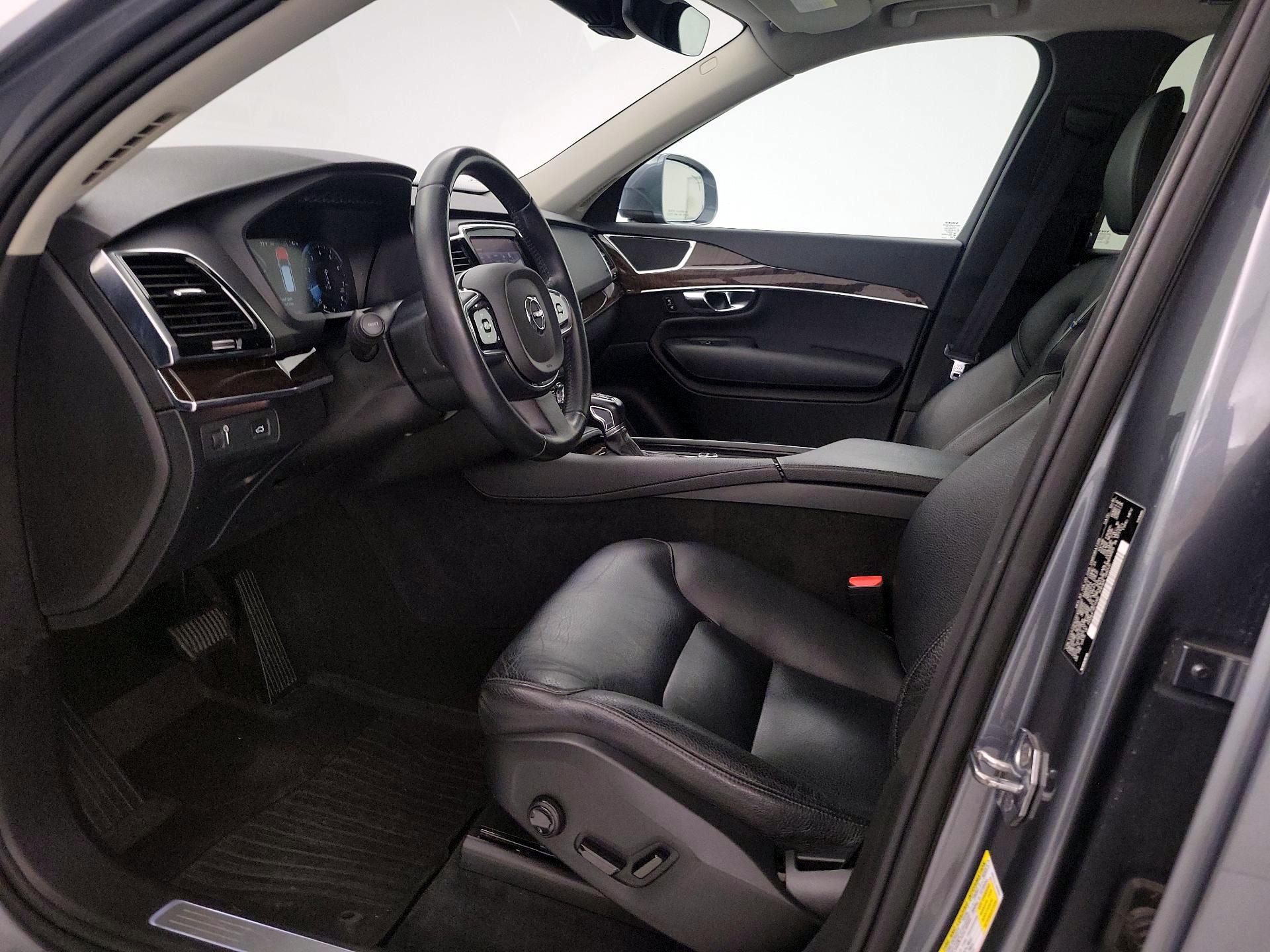 Thumbnail: 2016 Volvo XC90 - 11