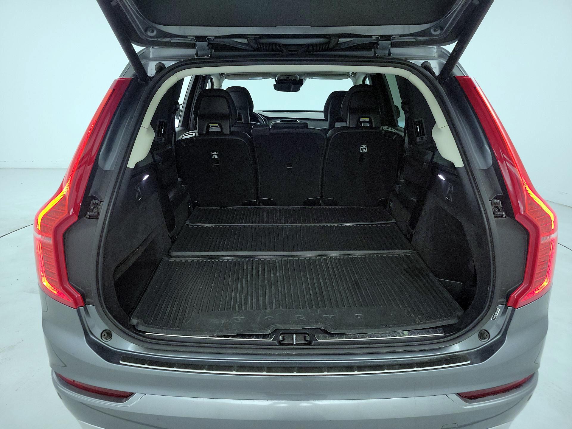 Thumbnail: 2016 Volvo XC90 - 20