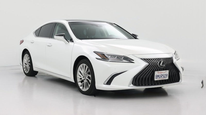 2019 Lexus ES  Hero Image