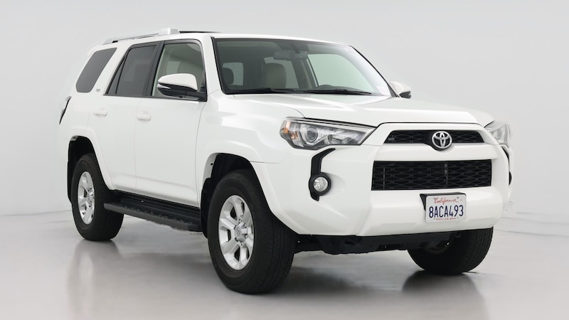 2017 Toyota 4Runner SR5 Hero Image