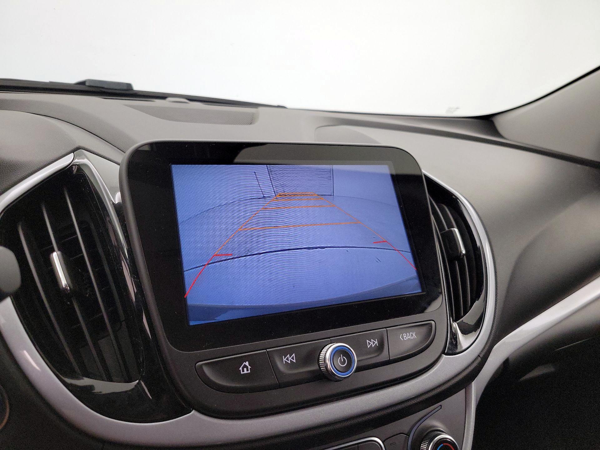 Thumbnail: 2016 Chevrolet Volt - 14