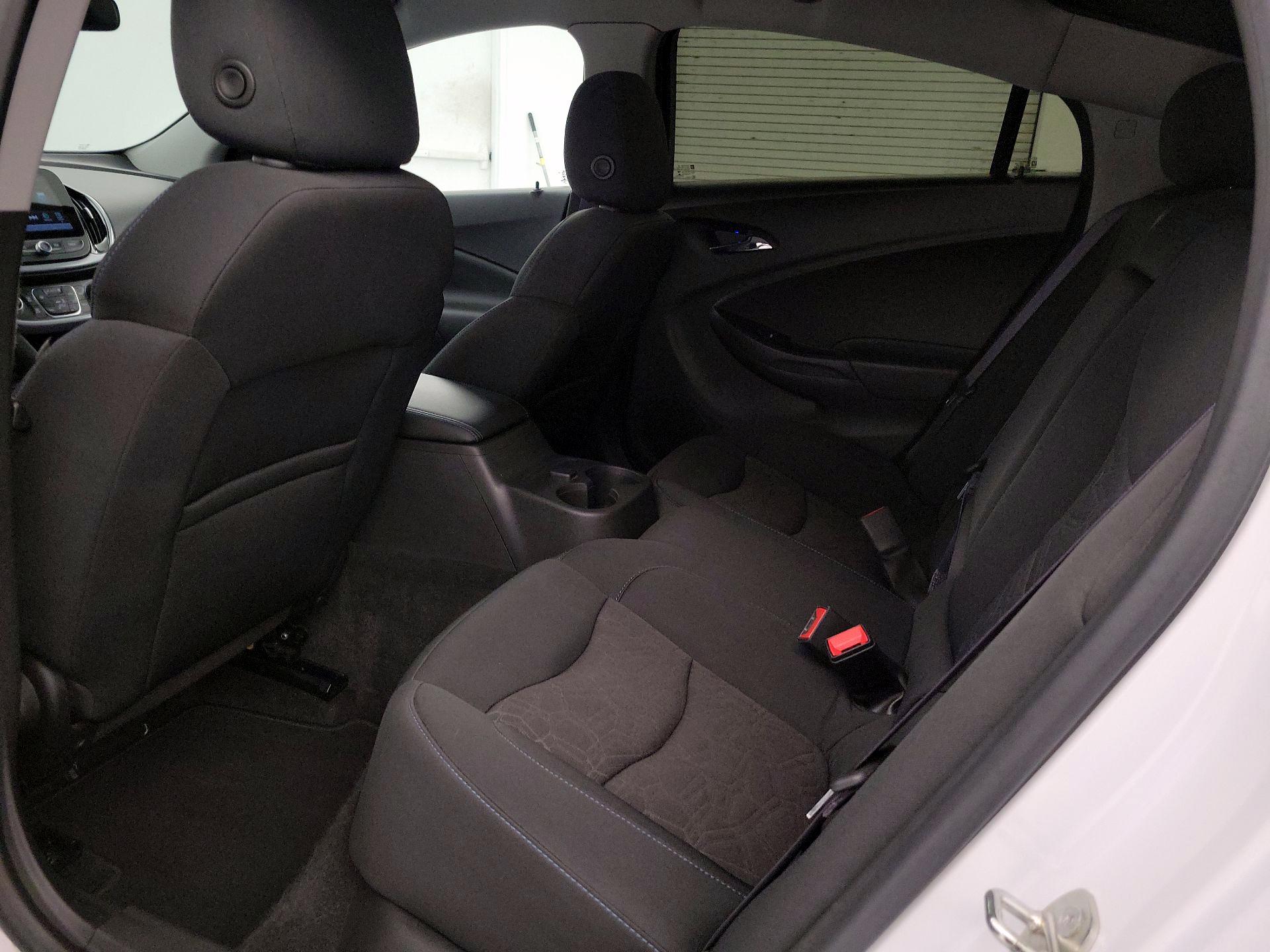 Thumbnail: 2016 Chevrolet Volt - 19