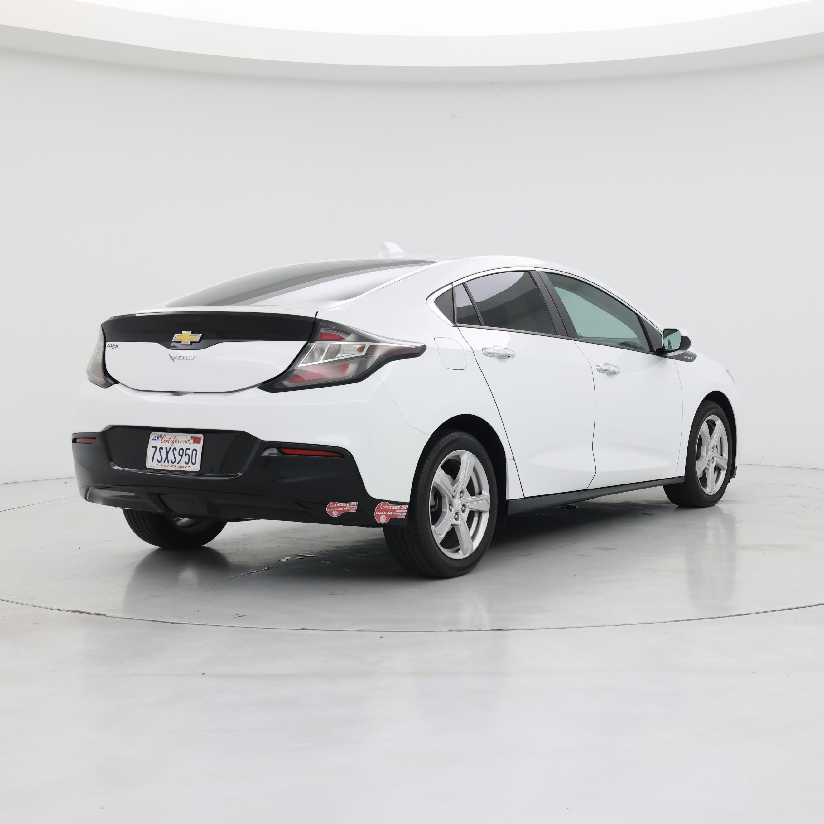 Thumbnail: 2016 Chevrolet Volt - 8