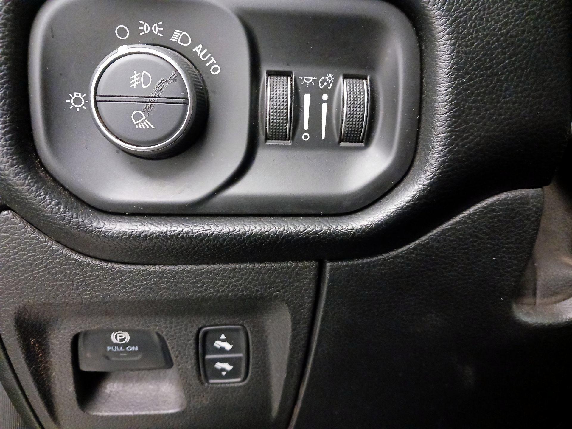 Thumbnail: 2020 RAM 1500 - 13