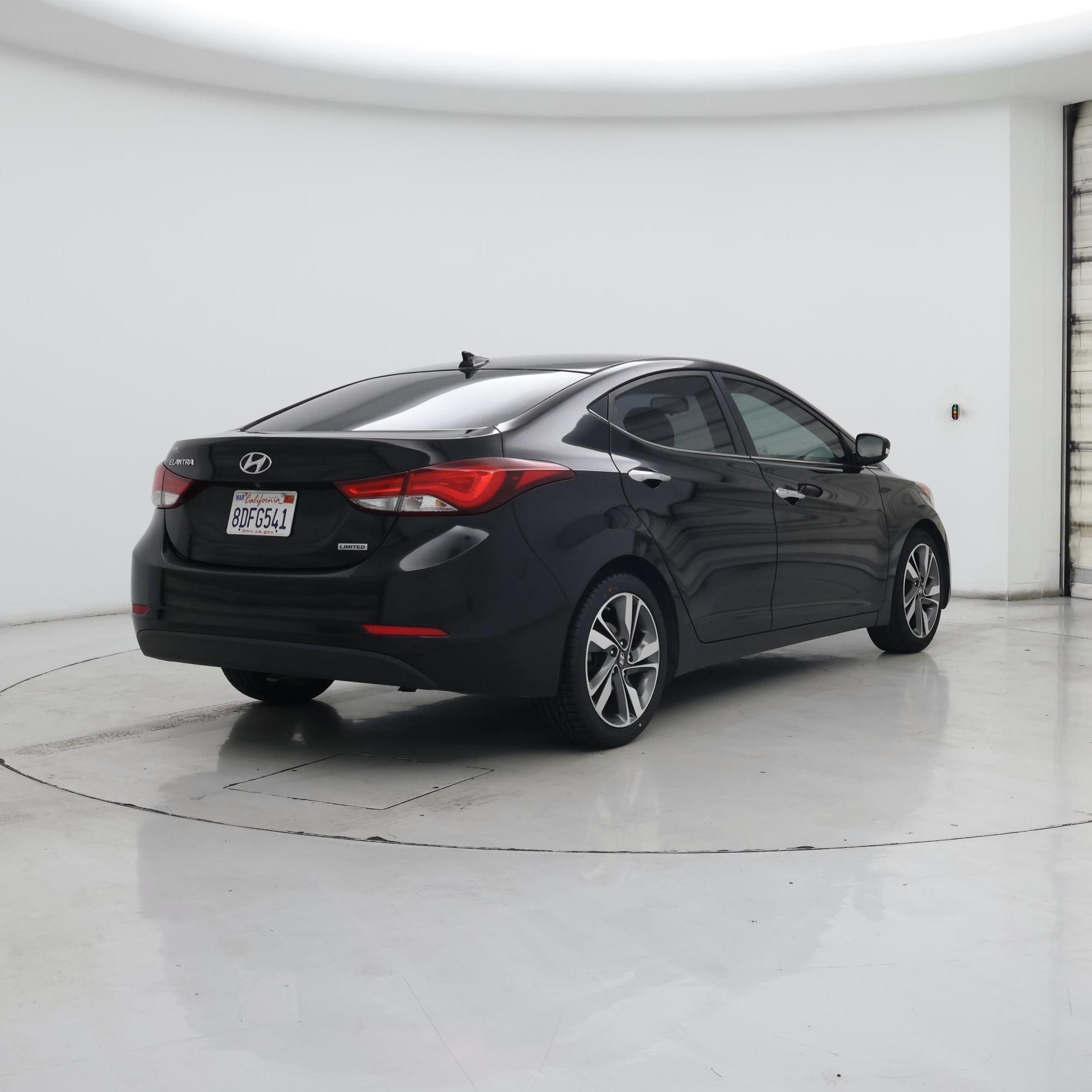 Thumbnail: 2015 Hyundai Elantra - 8