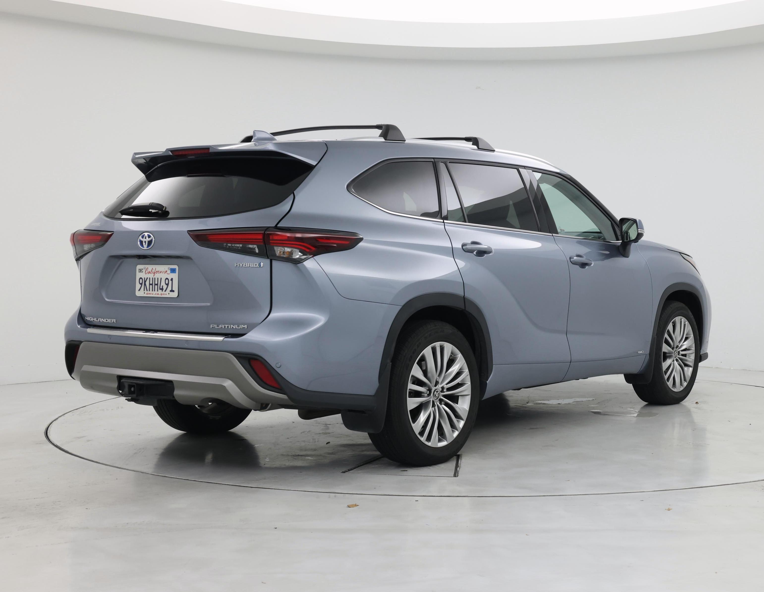 Thumbnail: 2024 Toyota Highlander - 8