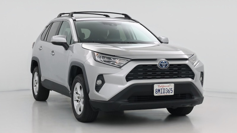2019 Toyota RAV4 XLE Hero Image