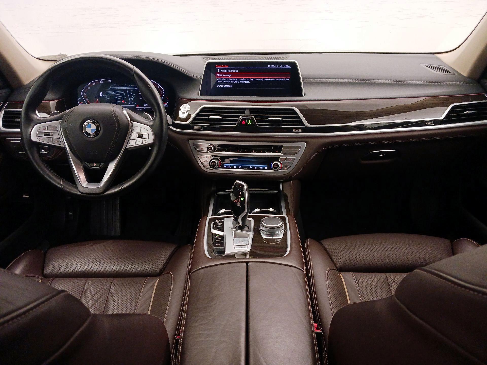Thumbnail: 2020 BMW 7 Series - 9