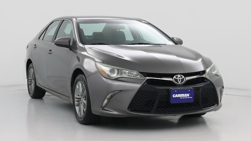 2015 Toyota Camry SE Hero Image