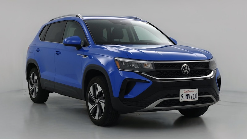 2024 Volkswagen Taos SE Hero Image