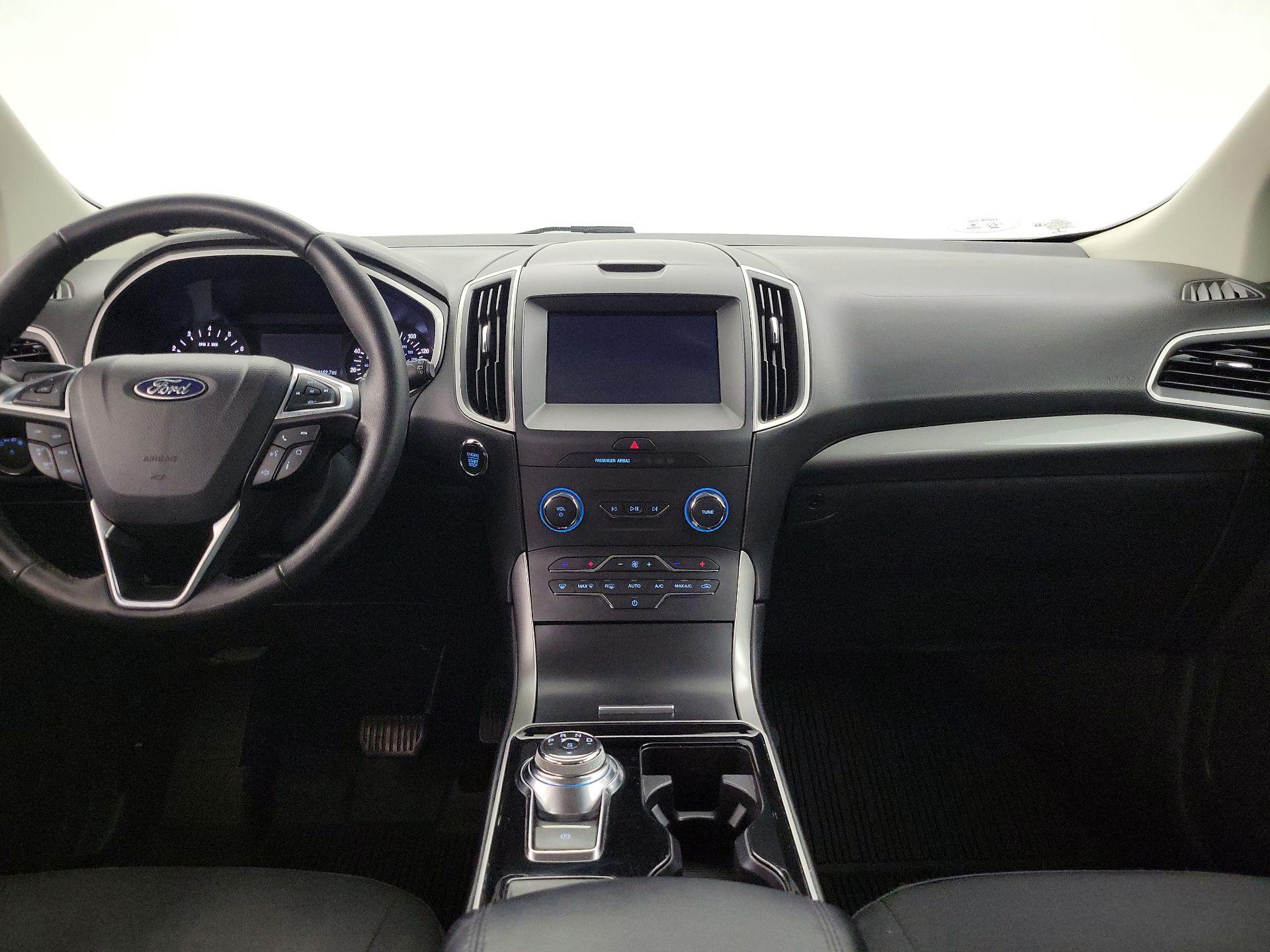 Thumbnail: 2019 Ford Edge - 9