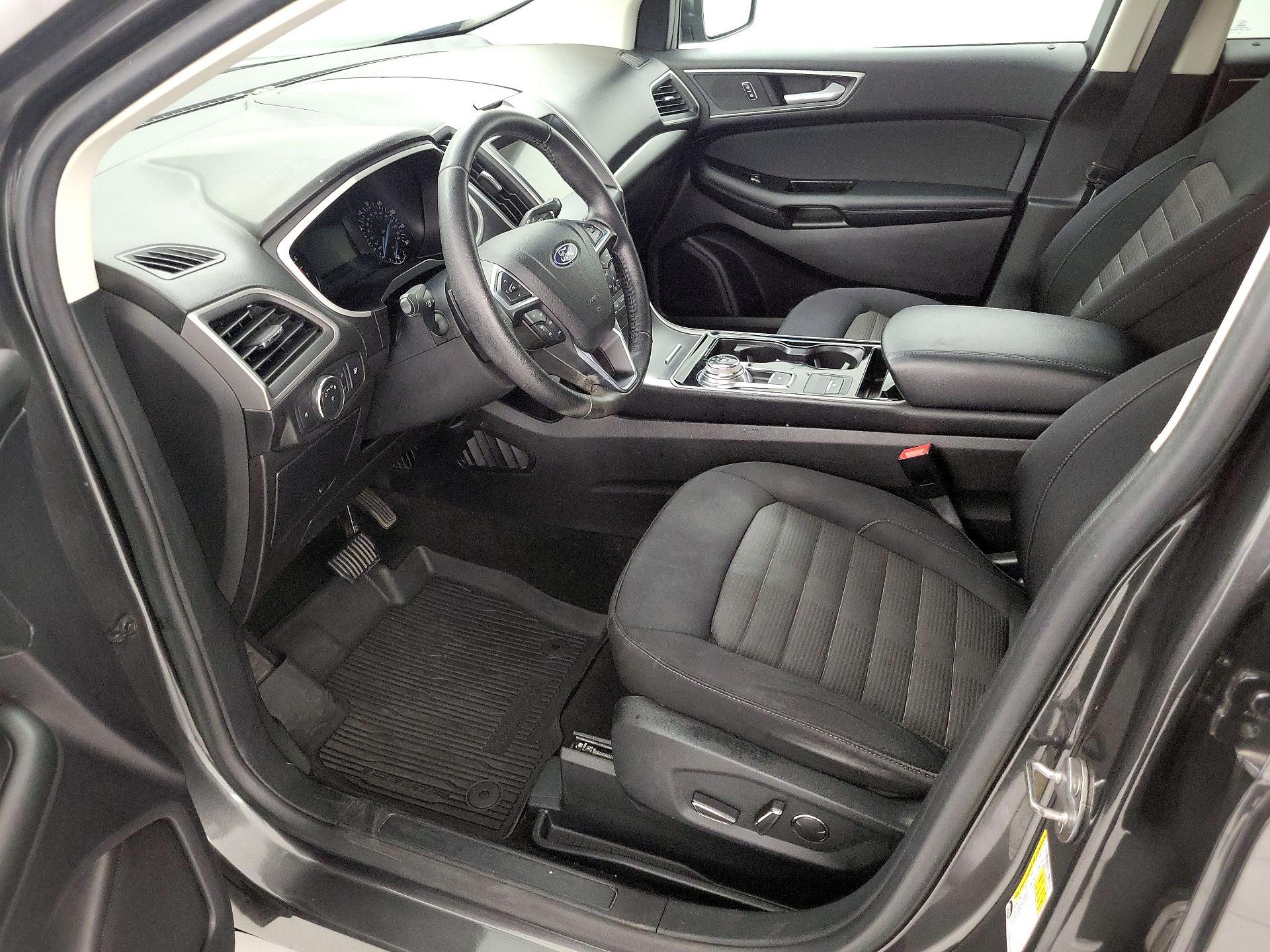Thumbnail: 2019 Ford Edge - 11